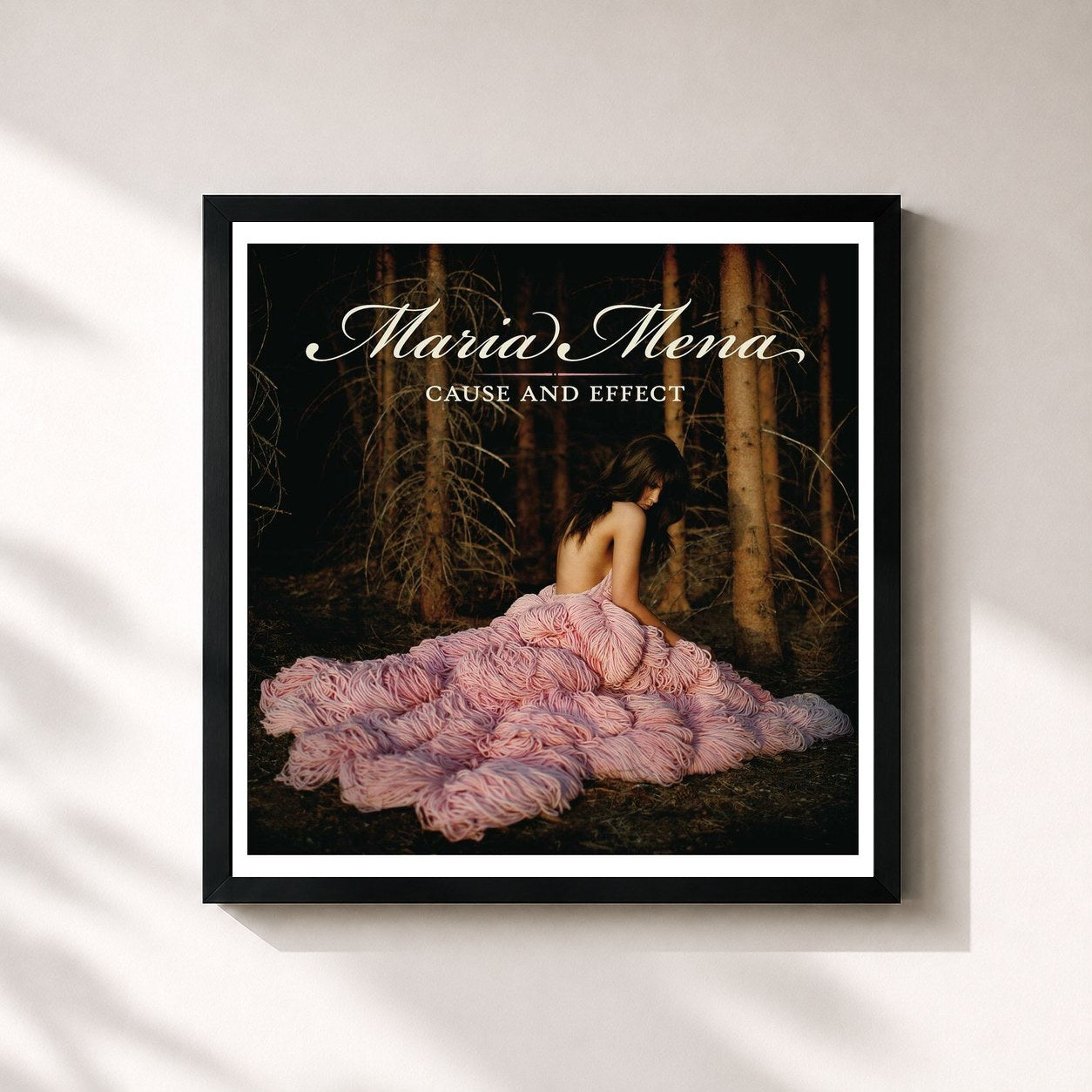 #noir Tableau carré de l'album Cause and Effect de Maria Mena, cadre noir 32x32 cm