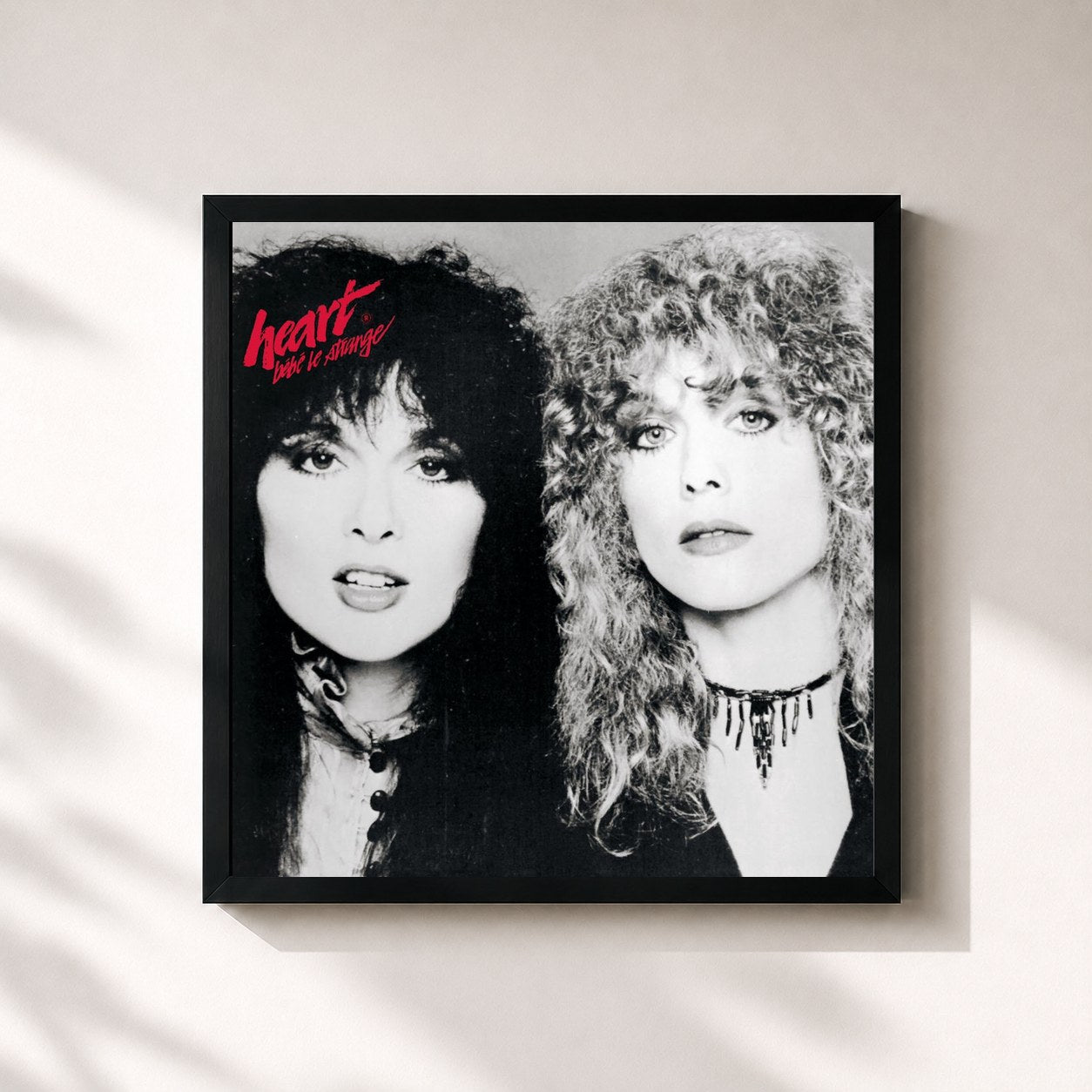 #noir Tableau carré de l'album Bebe Le Strange de Heart, cadre noir 32x32 cm
