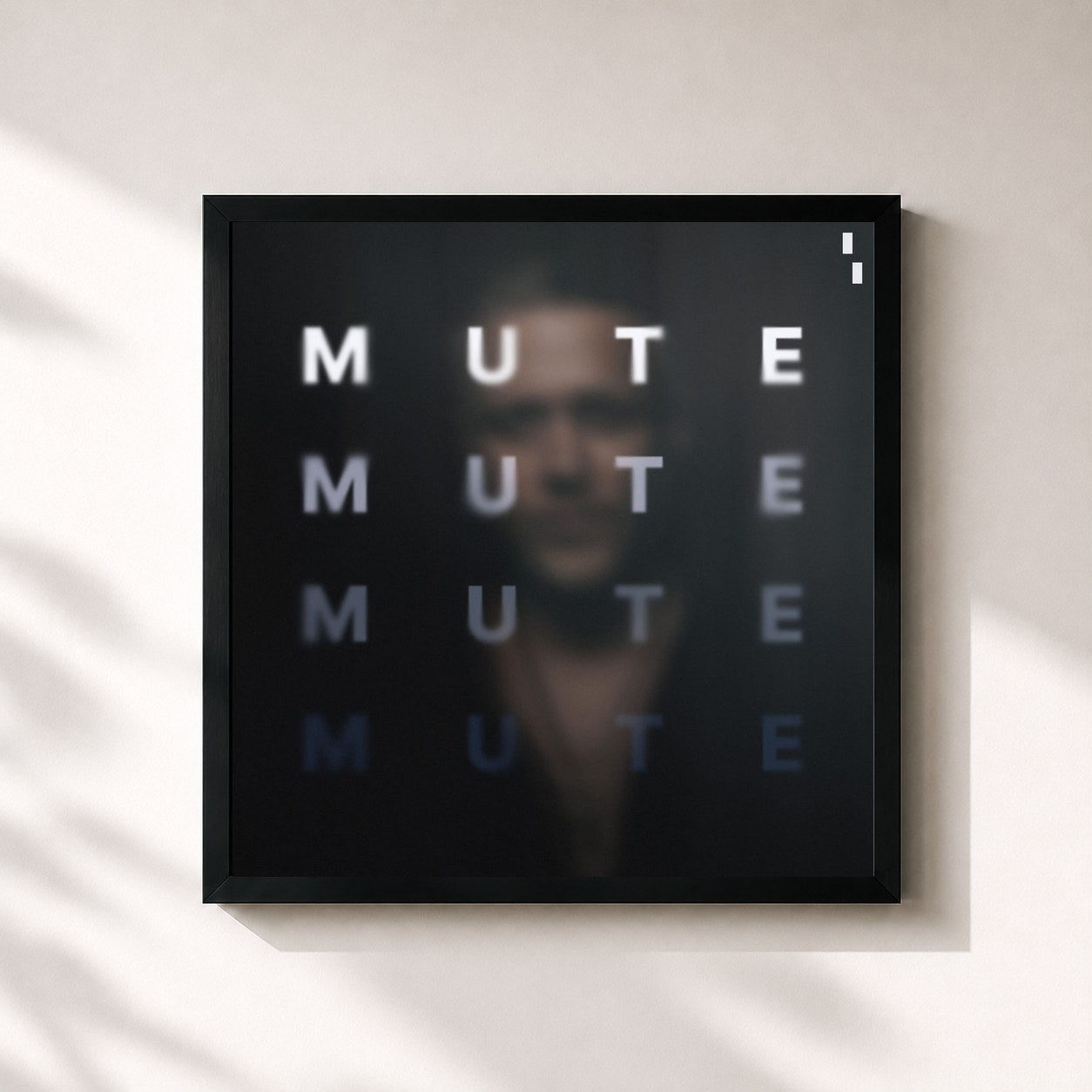 #noir Tableau carré de l'album MUTE de Jan Blomqvist, cadre noir 32x32 cm
