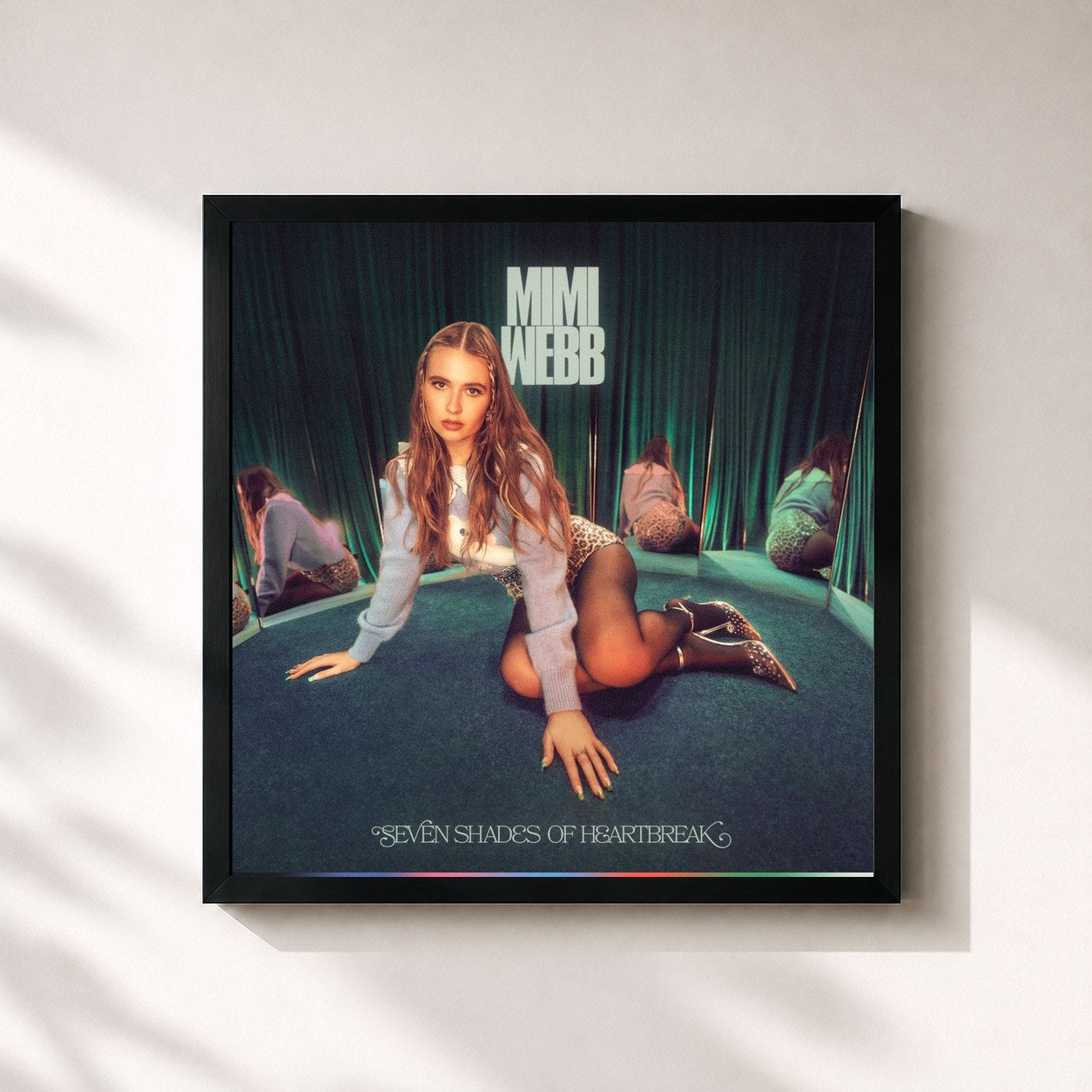 #noir Tableau carré de l'album Seven Shades of Heartbreak de Mimi Webb, cadre noir 32x32 cm