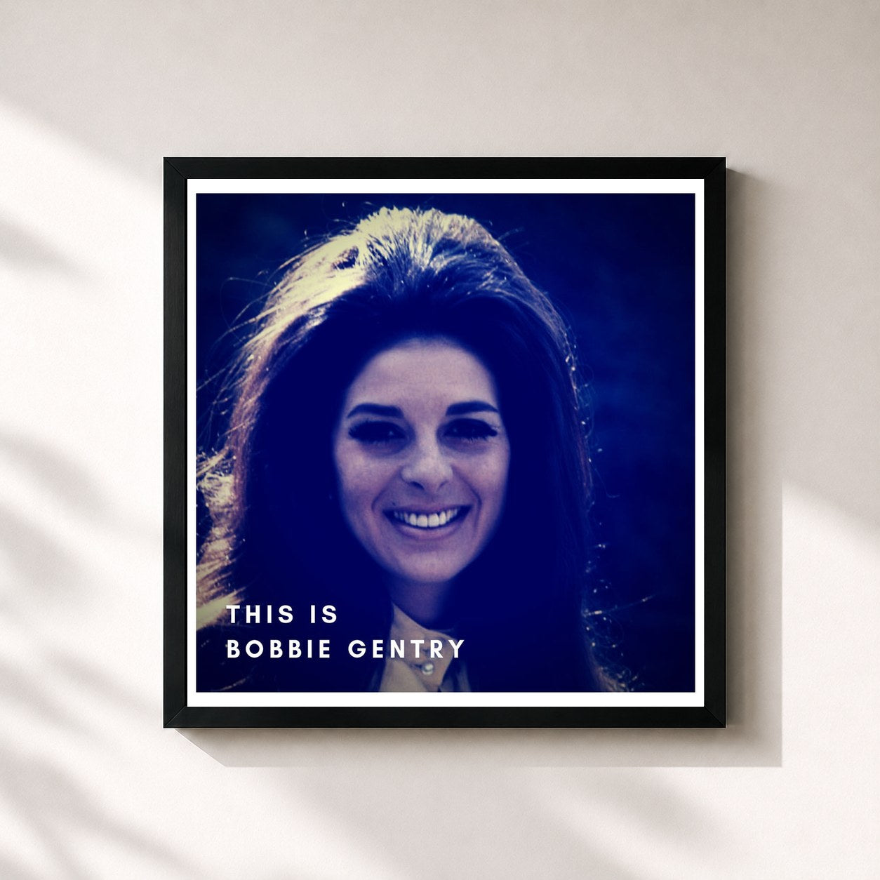 #noir Tableau carré de l'album This is Bobbie Gentry de Bobbie Gentry, cadre noir 32x32 cm