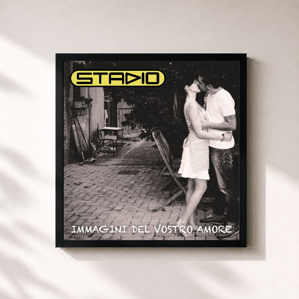 #noir Tableau carré de l'album Immagini Del Vostro Amore de Stadio, cadre noir 32x32 cm