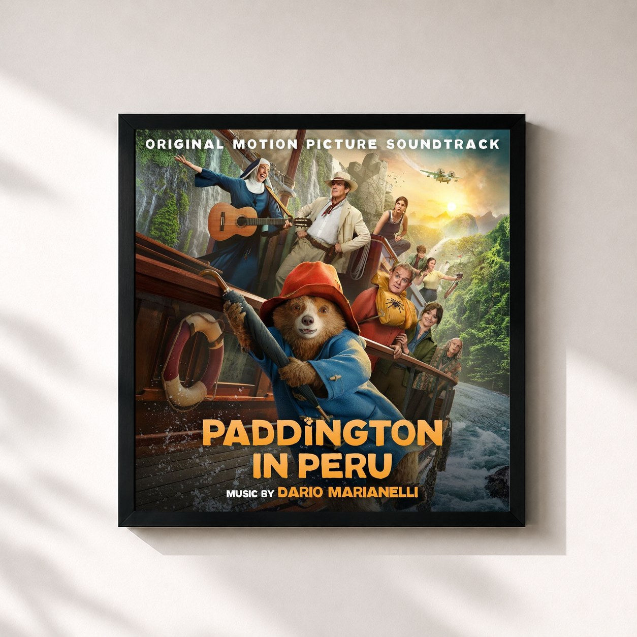 #noir Tableau carré de l'album Paddington in Peru (Original Motion Picture Soundtrack) de Dario Marianelli, cadre noir 32x32 cm