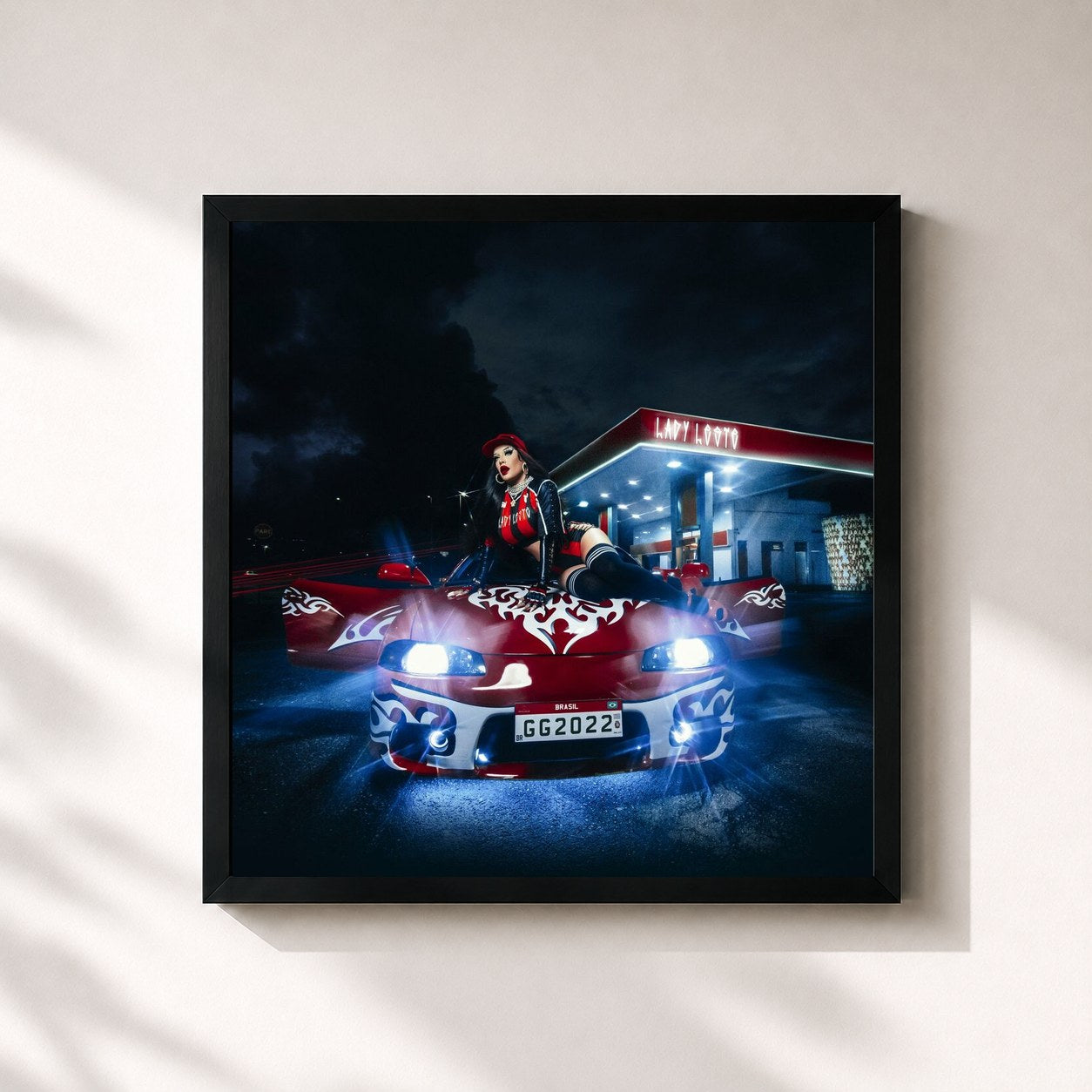 #noir Tableau carré de l'album LADY LESTE de Gloria Groove, cadre noir 32x32 cm