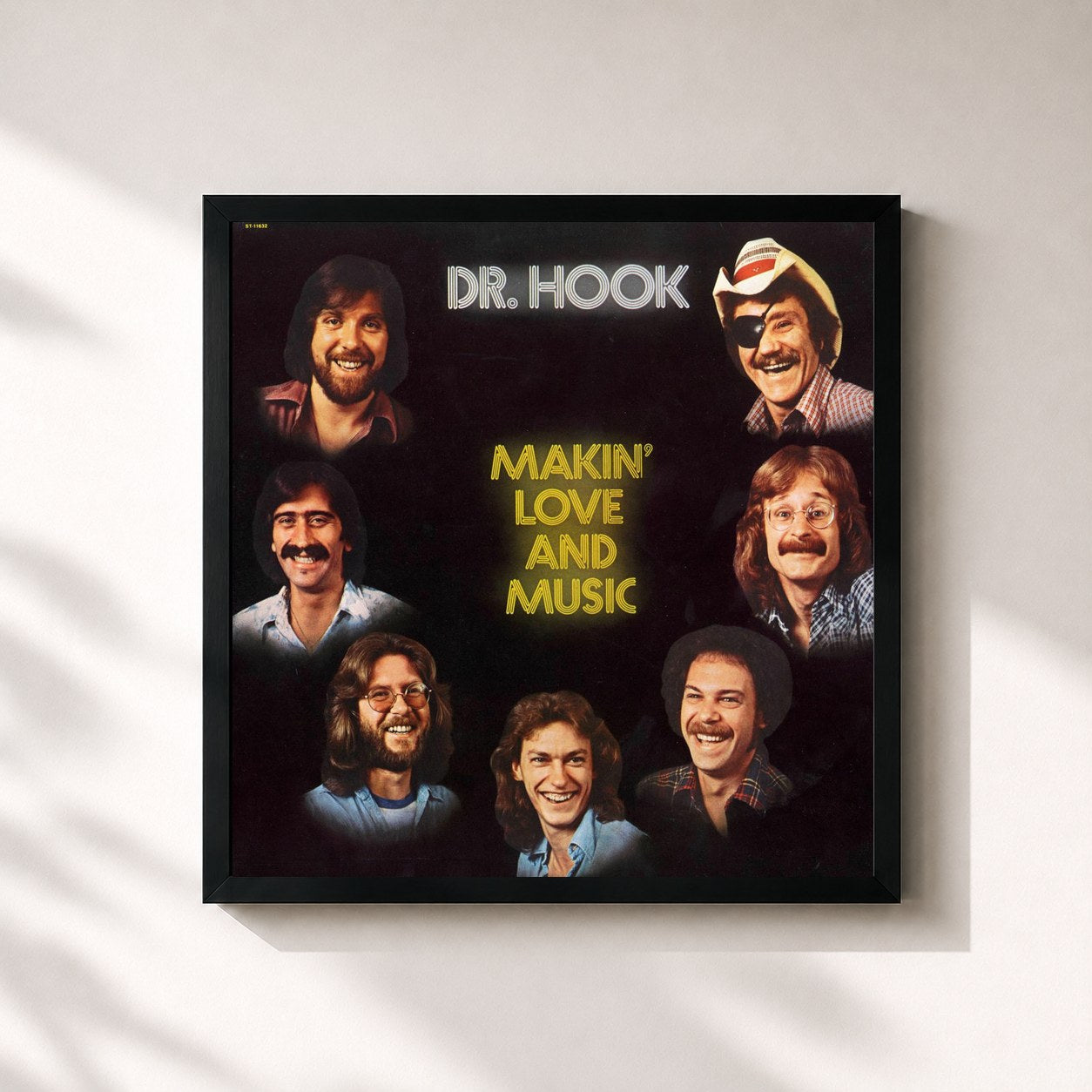 #noir Tableau carré de l'album Makin' Love And Music (The 1976 - 79 Recordings) de Dr. Hook, cadre noir 32x32 cm