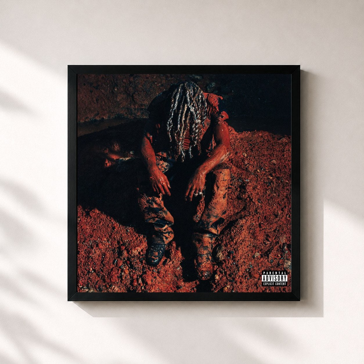 #noir Tableau carré de l'album LOVE LASTS FOREVER de Destroy Lonely, cadre noir 32x32 cm