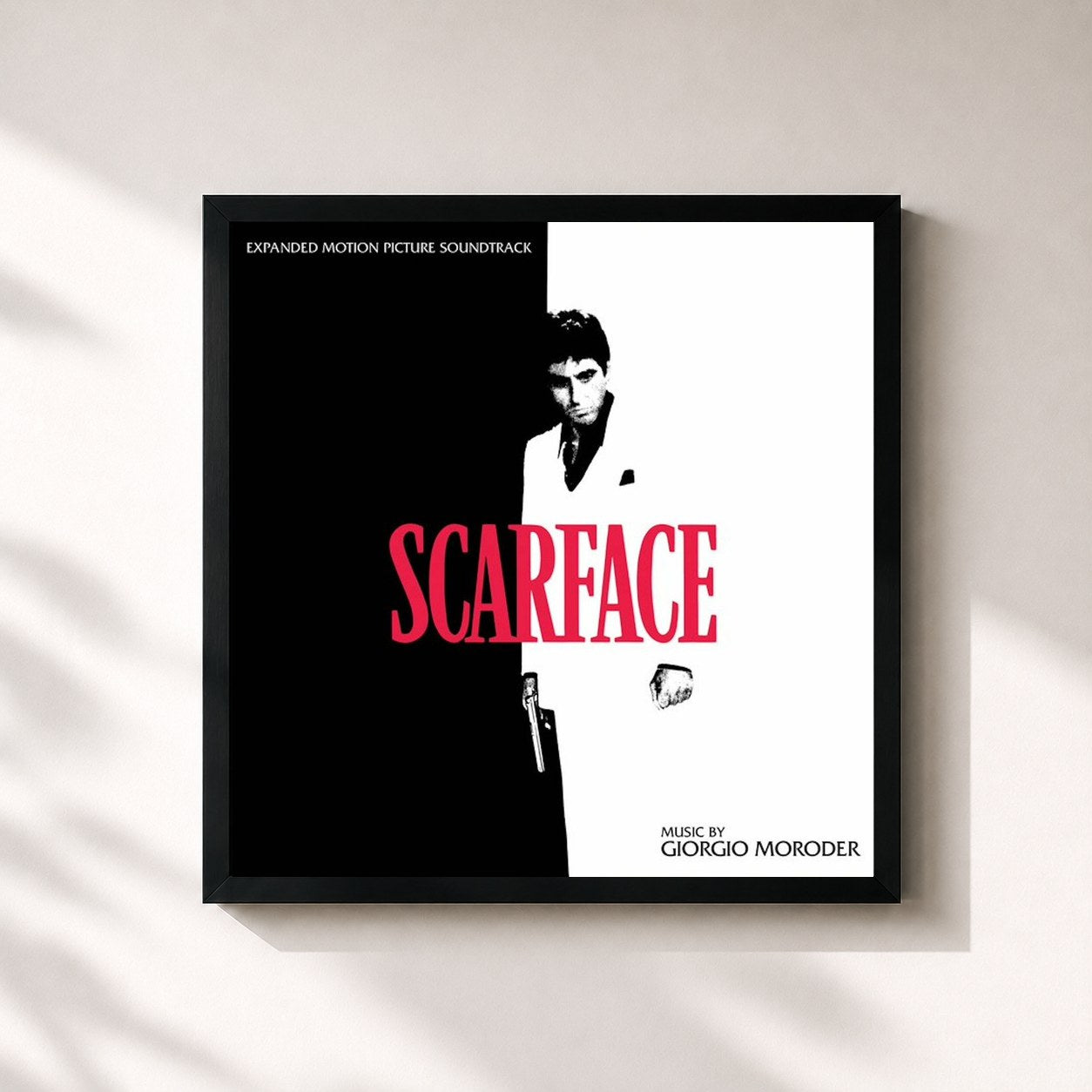 #noir Tableau carré de l'album Scarface (Expanded Motion Picture Soundtrack) de Giorgio Moroder, cadre noir 32x32 cm