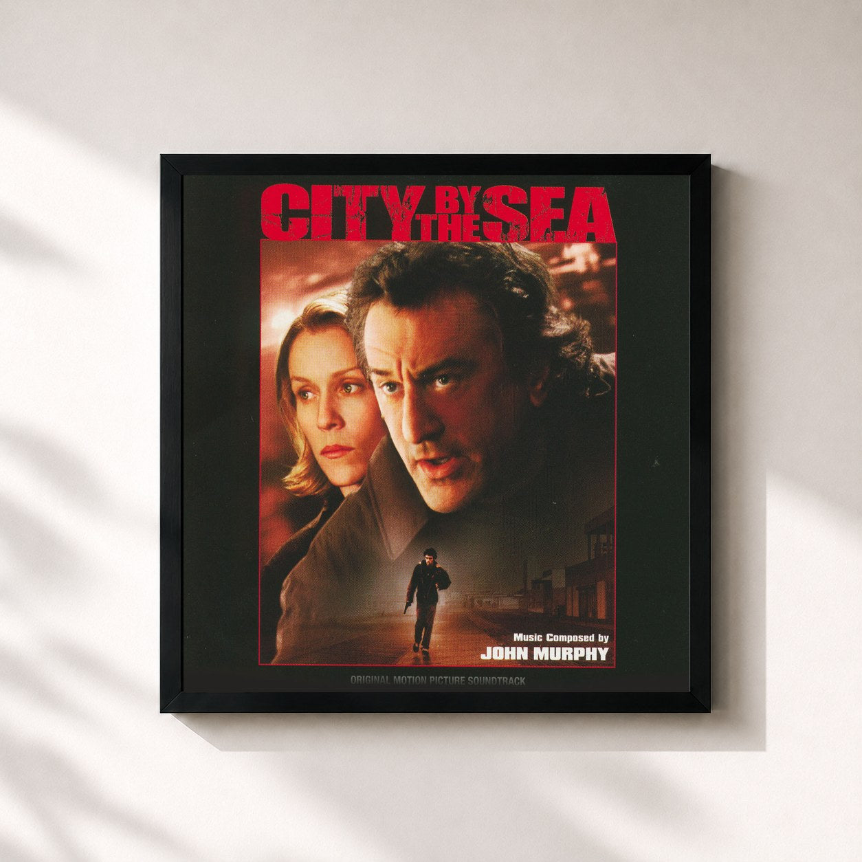 #noir Tableau carré de l'album City By The Sea (Original Motion Picture Soundtrack) de John Murphy, cadre noir 32x32 cm