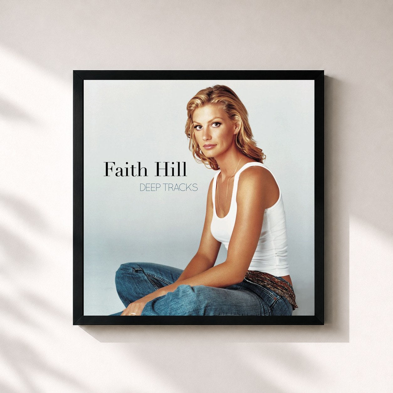 #noir Tableau carré de l'album Deep Tracks de Faith Hill, cadre noir 32x32 cm