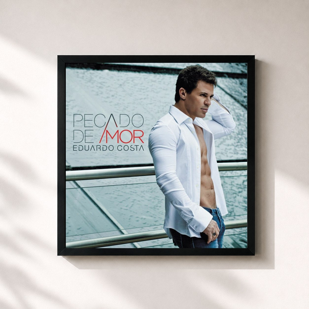 #noir Tableau carré de l'album Pecado de Amor de Eduardo Costa, cadre noir 32x32 cm
