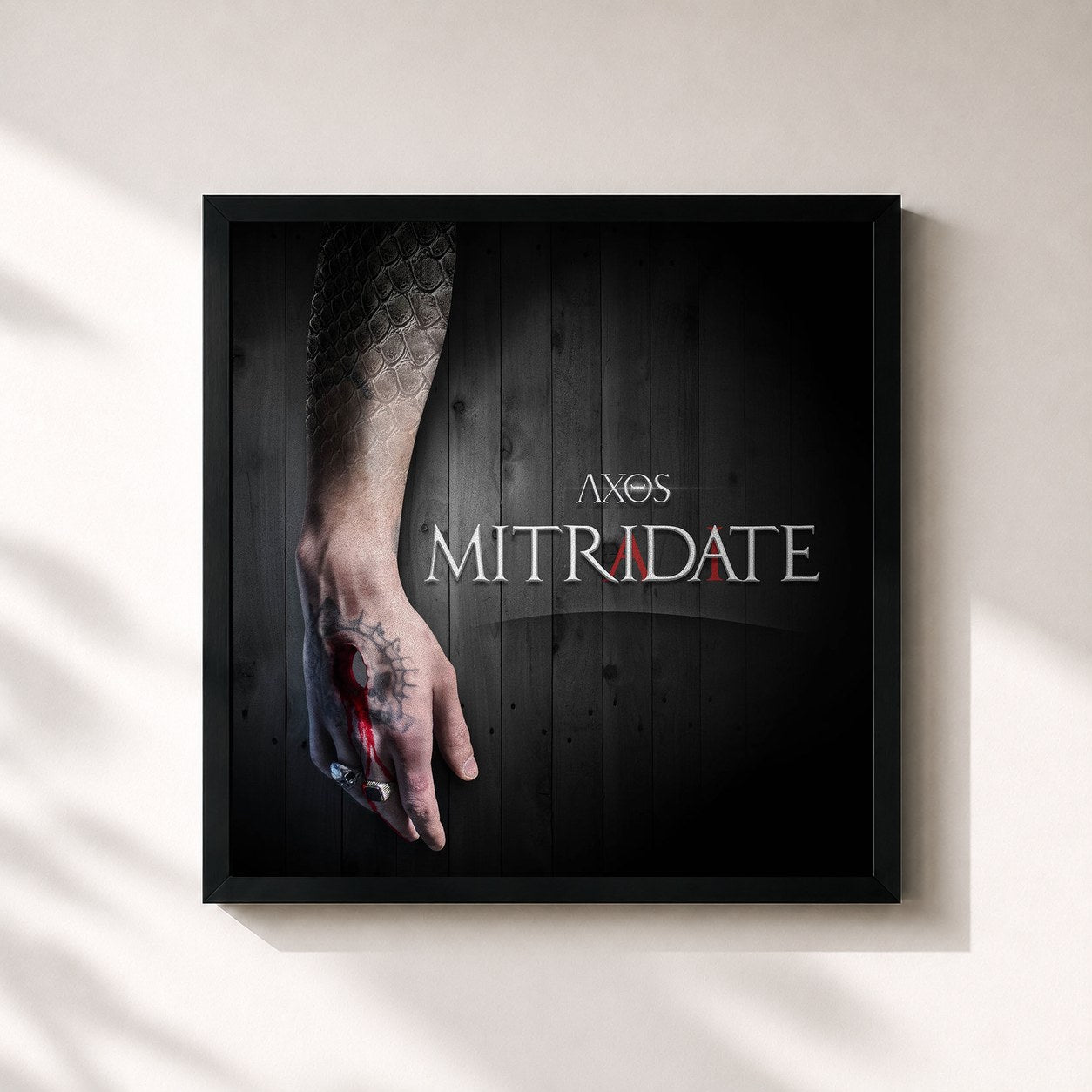 #noir Tableau carré de l'album Mitridate de Axos, cadre noir 32x32 cm