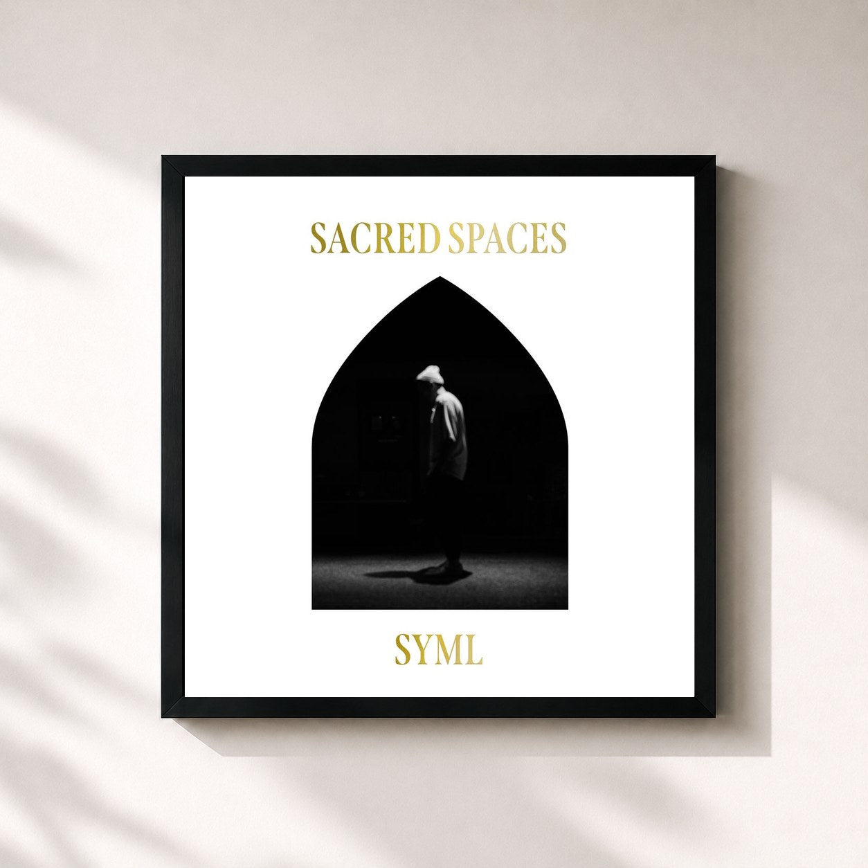 #noir Tableau carré de l'album Sacred Spaces de SYML, cadre noir 32x32 cm