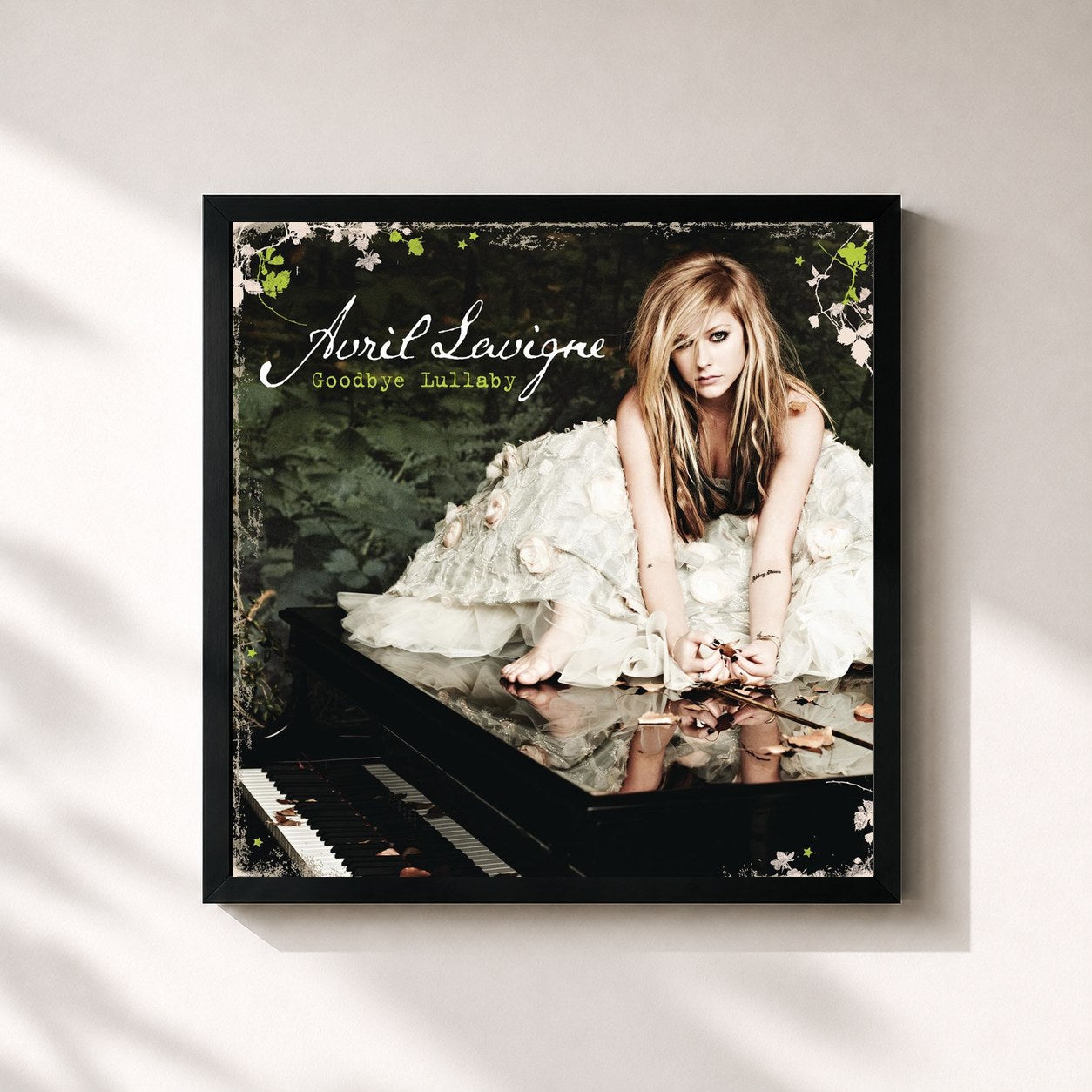 #noir Tableau carré de l'album Goodbye Lullaby (Expanded Edition) de Avril Lavigne, cadre noir 32x32 cm