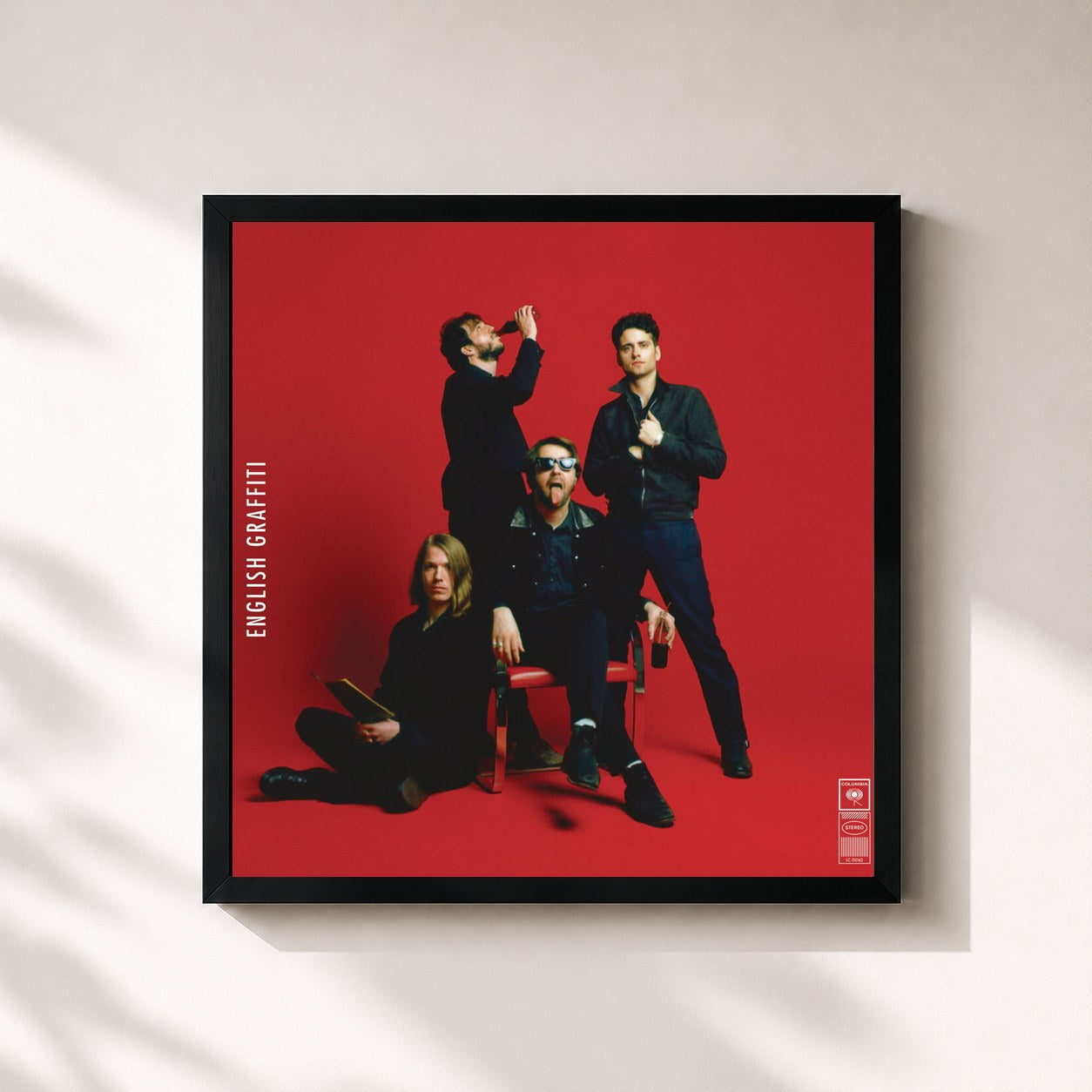 #noir Tableau carré de l'album English Graffiti (Expanded Edition) de The Vaccines, cadre noir 32x32 cm