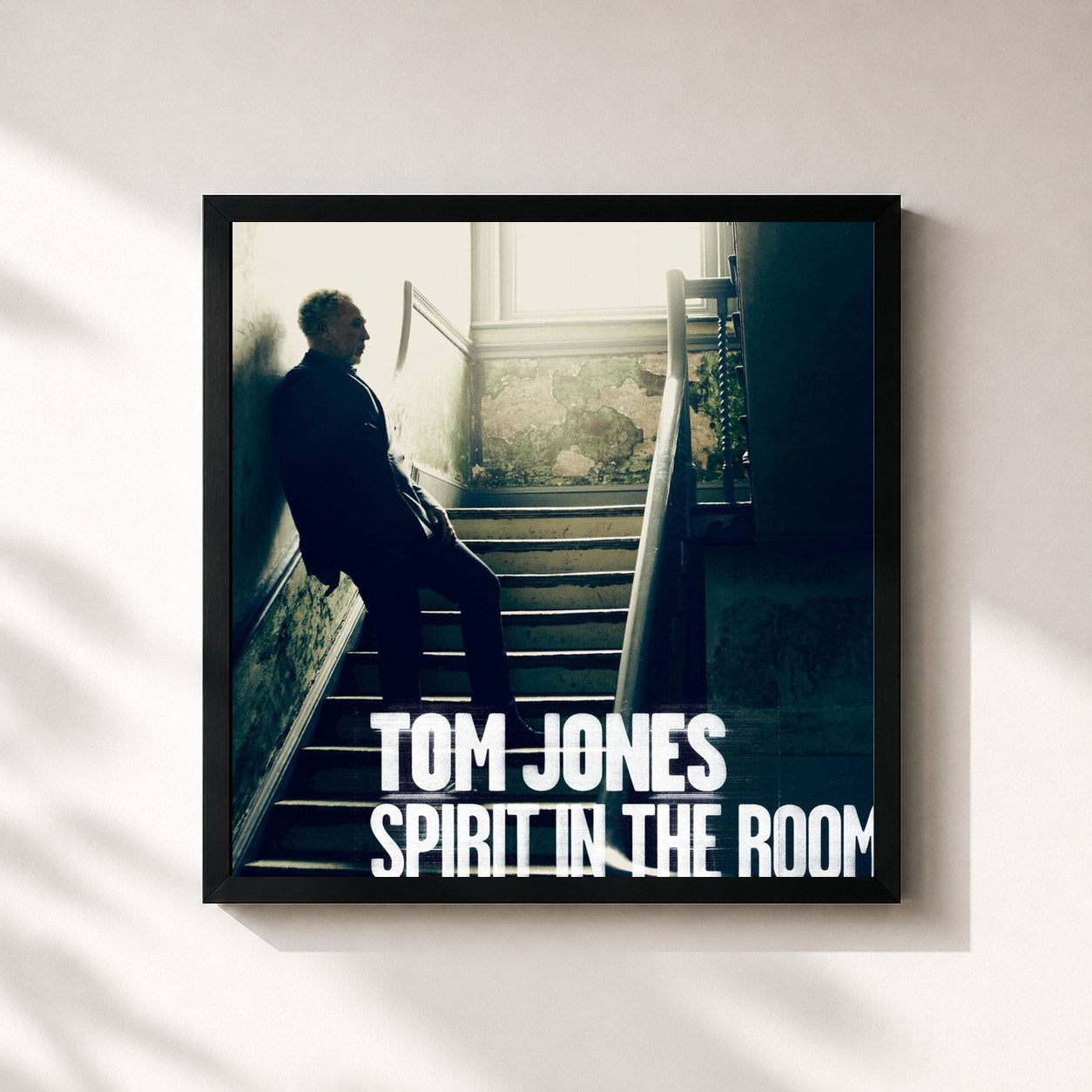 #noir Tableau carré de l'album Spirit In The Room de Tom Jones, cadre noir 32x32 cm