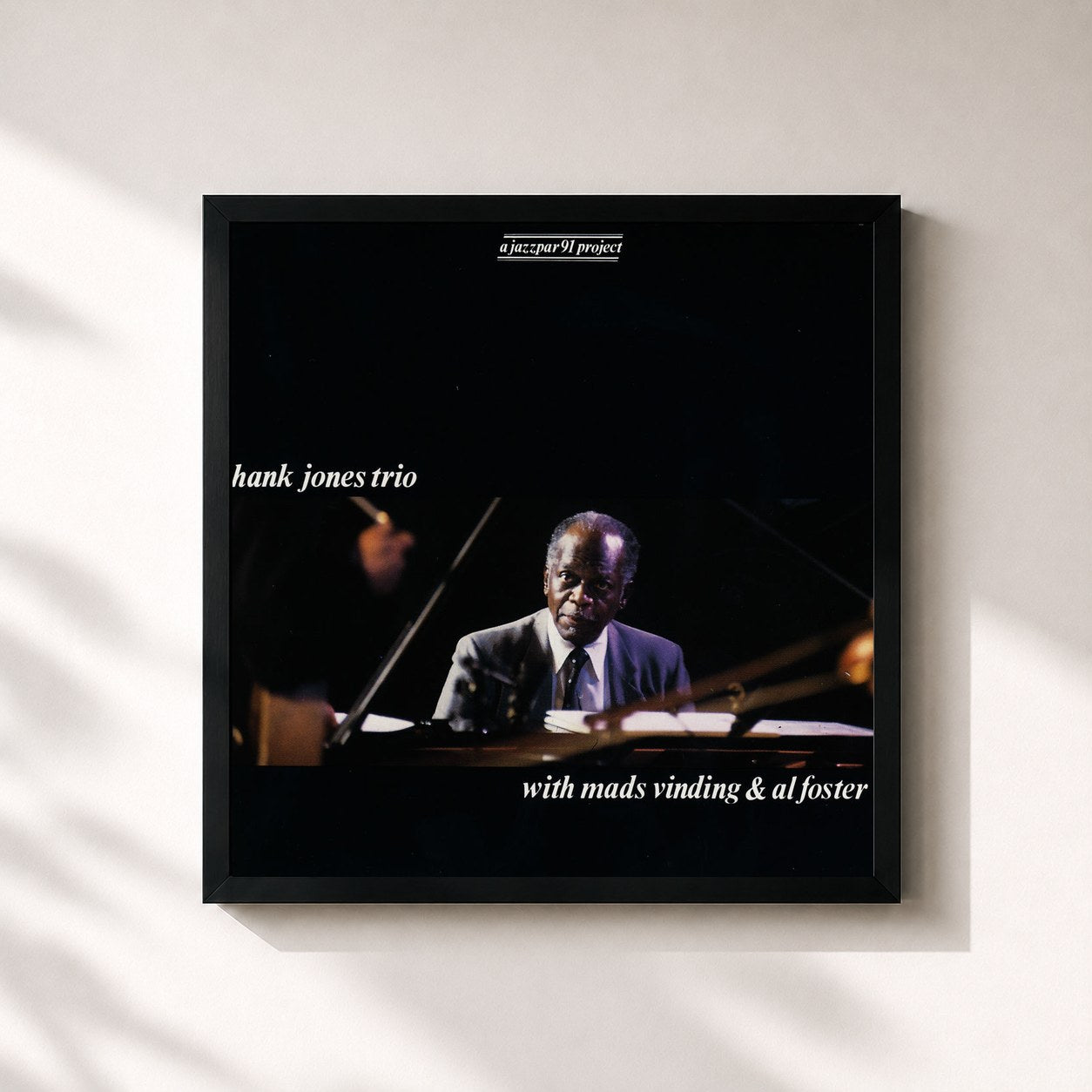 #noir Tableau carré de l'album Hank Jones Trio de Hank Jones, cadre noir 32x32 cm