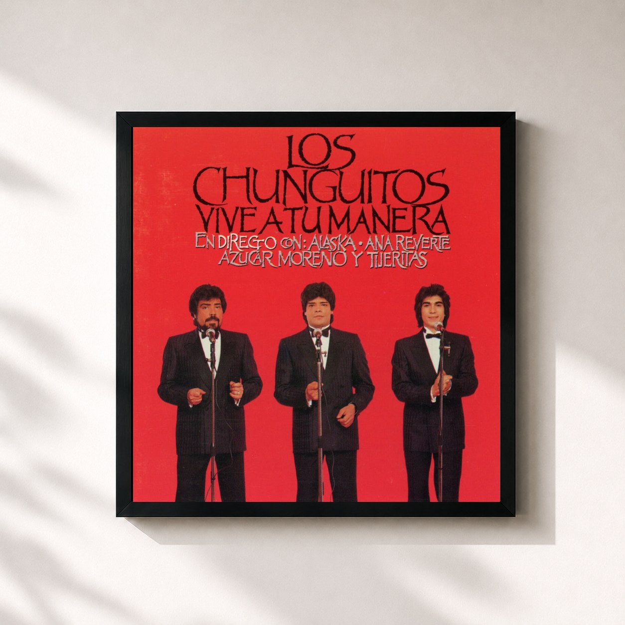 #noir Tableau carré de l'album Vive A Tu Manera (Directo) de Los Chunguitos, cadre noir 32x32 cm