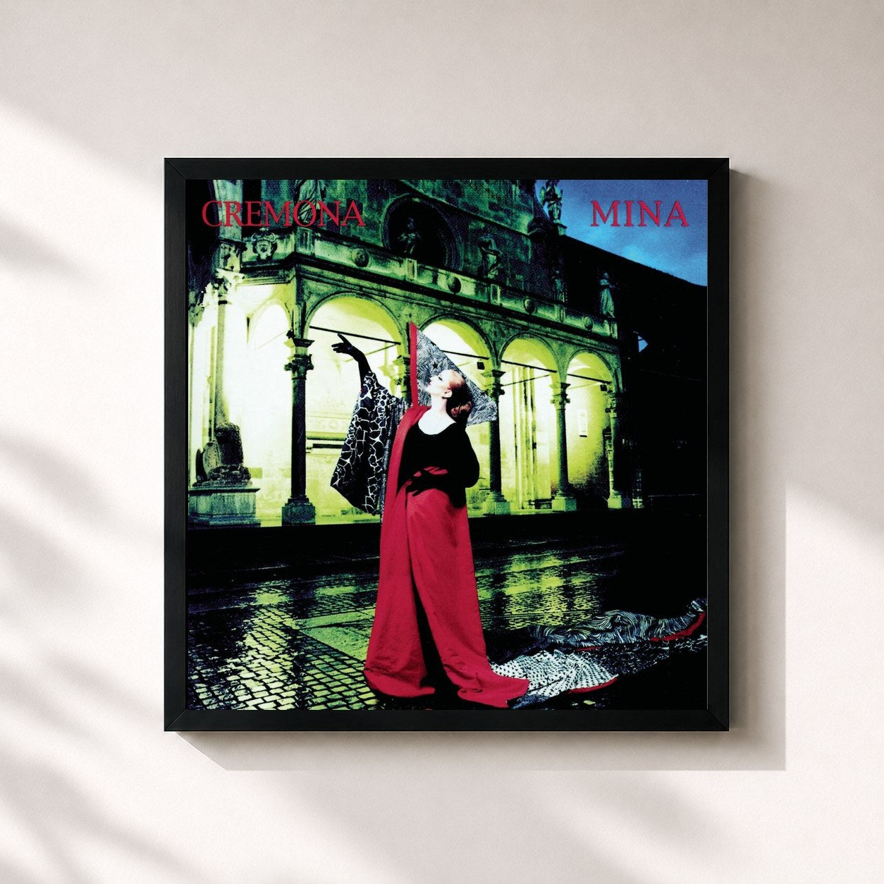 #noir Tableau carré de l'album Cremona de Mina, cadre noir 32x32 cm