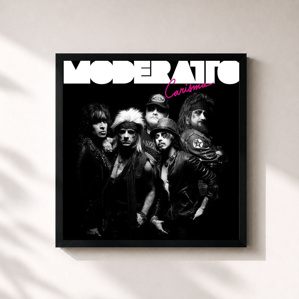 #noir Tableau carré de l'album Carisma de Moderatto, cadre noir 32x32 cm