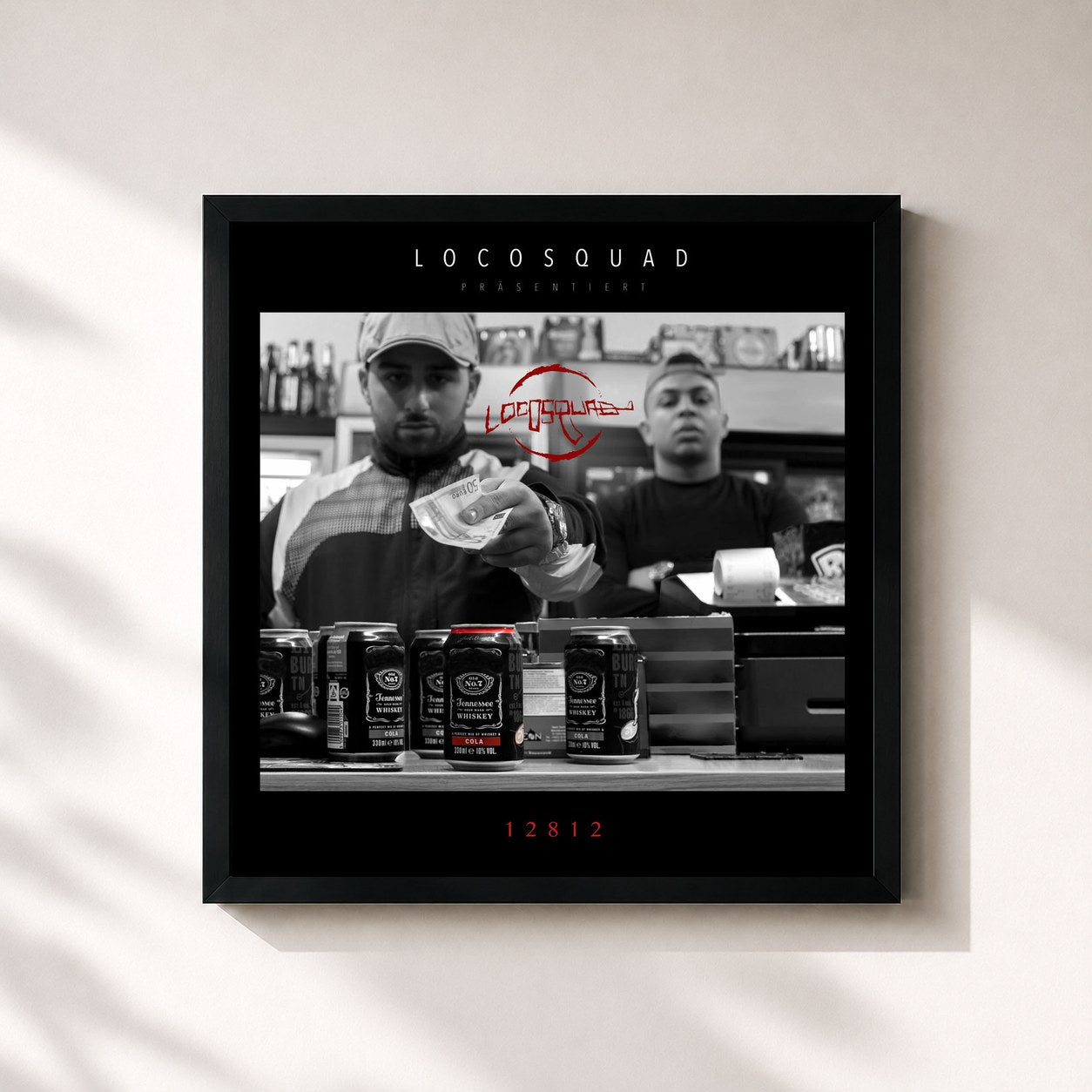 #noir Tableau carré de l'album Locosquad präsentiert 12812 de Luciano, cadre noir 32x32 cm