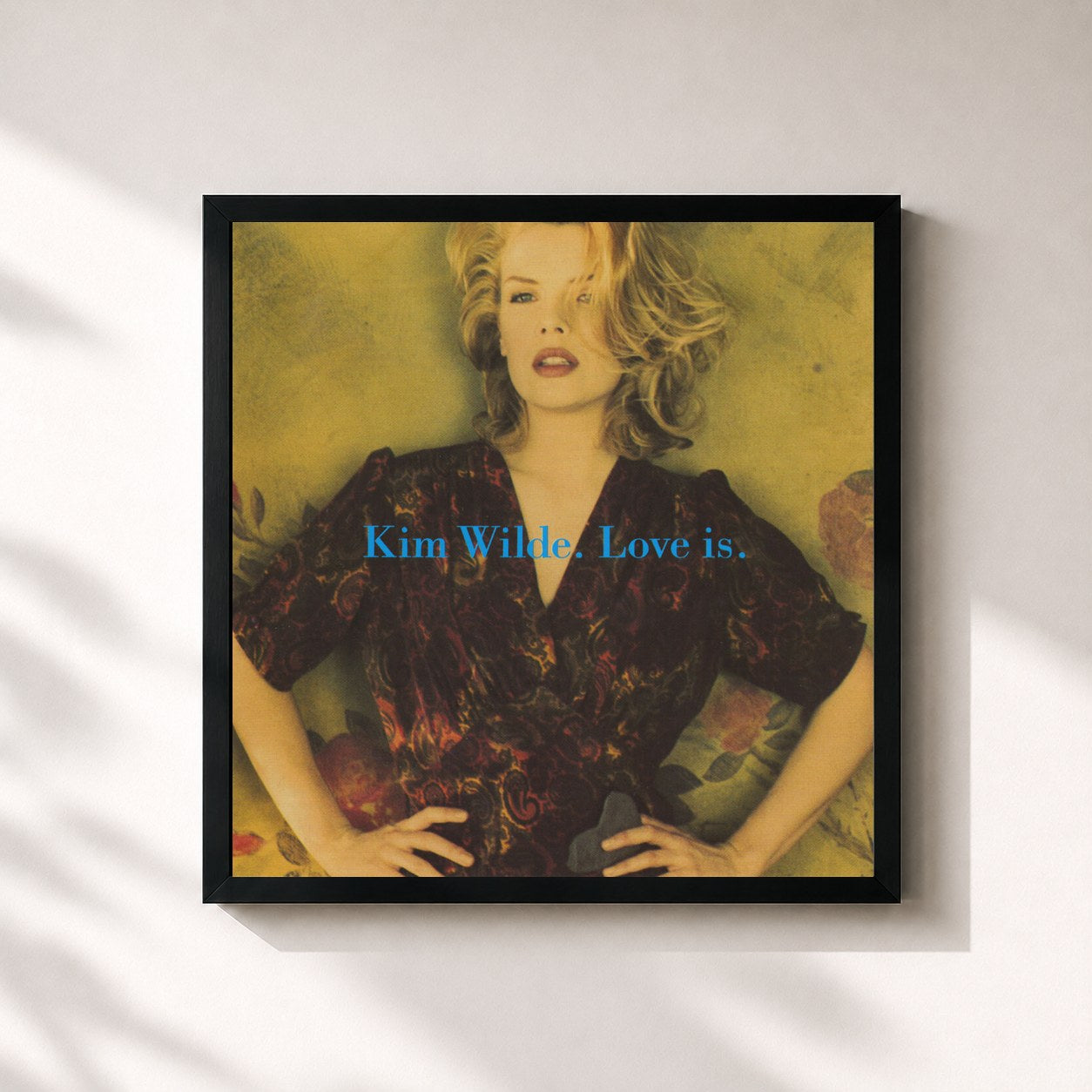 #noir Tableau carré de l'album Love Is de Kim Wilde, cadre noir 32x32 cm