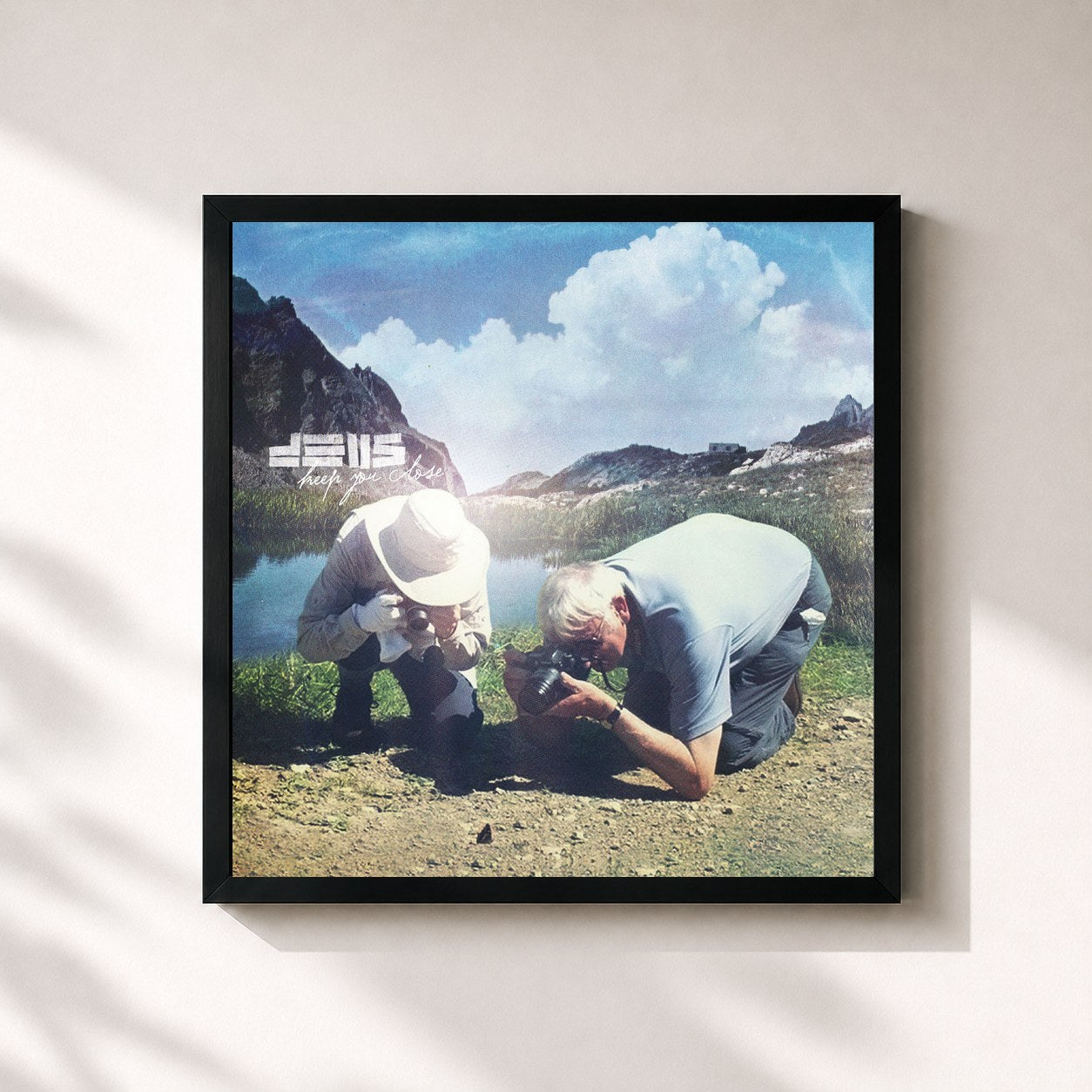 #noir Tableau carré de l'album Keep You Close de dEUS, cadre noir 32x32 cm