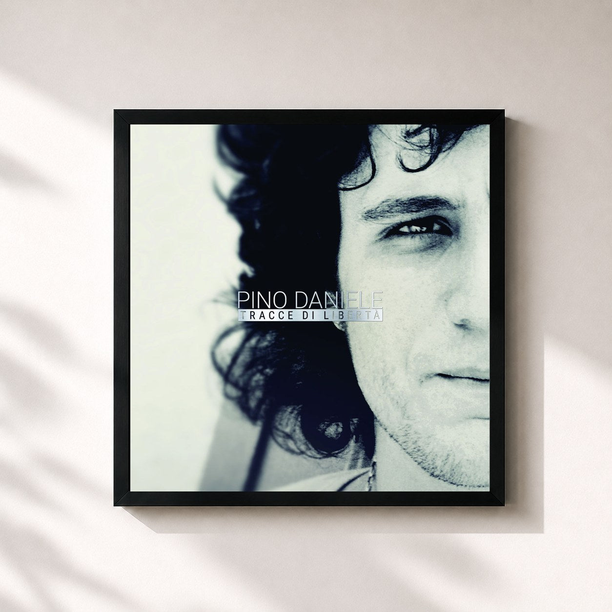 #noir Tableau carré de l'album Tracce Di Libertà (Deluxe) de Pino Daniele, cadre noir 32x32 cm