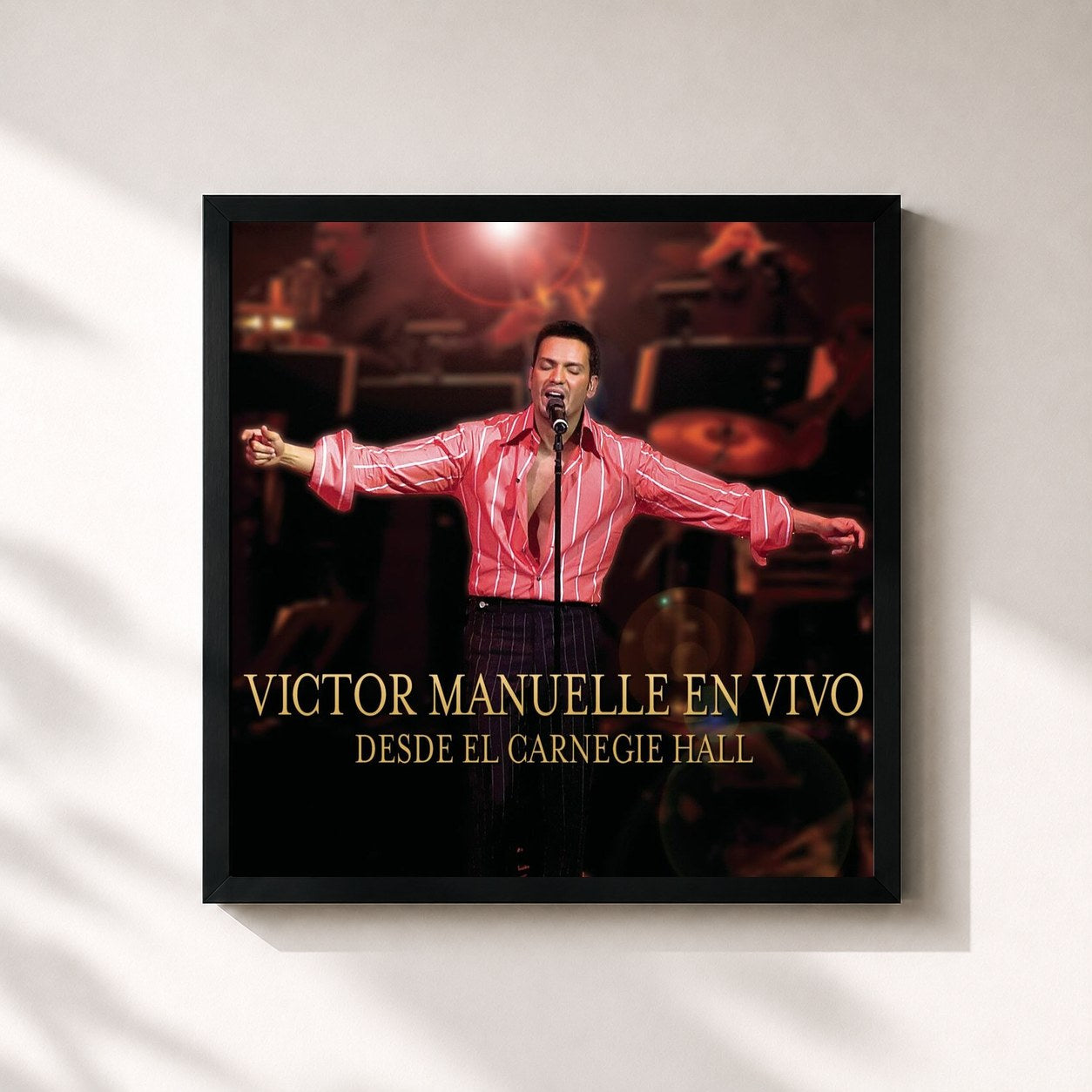 #noir Tableau carré de l'album Victor Manuelle Desde El Carnegie Hall de Victor Manuelle, cadre noir 32x32 cm