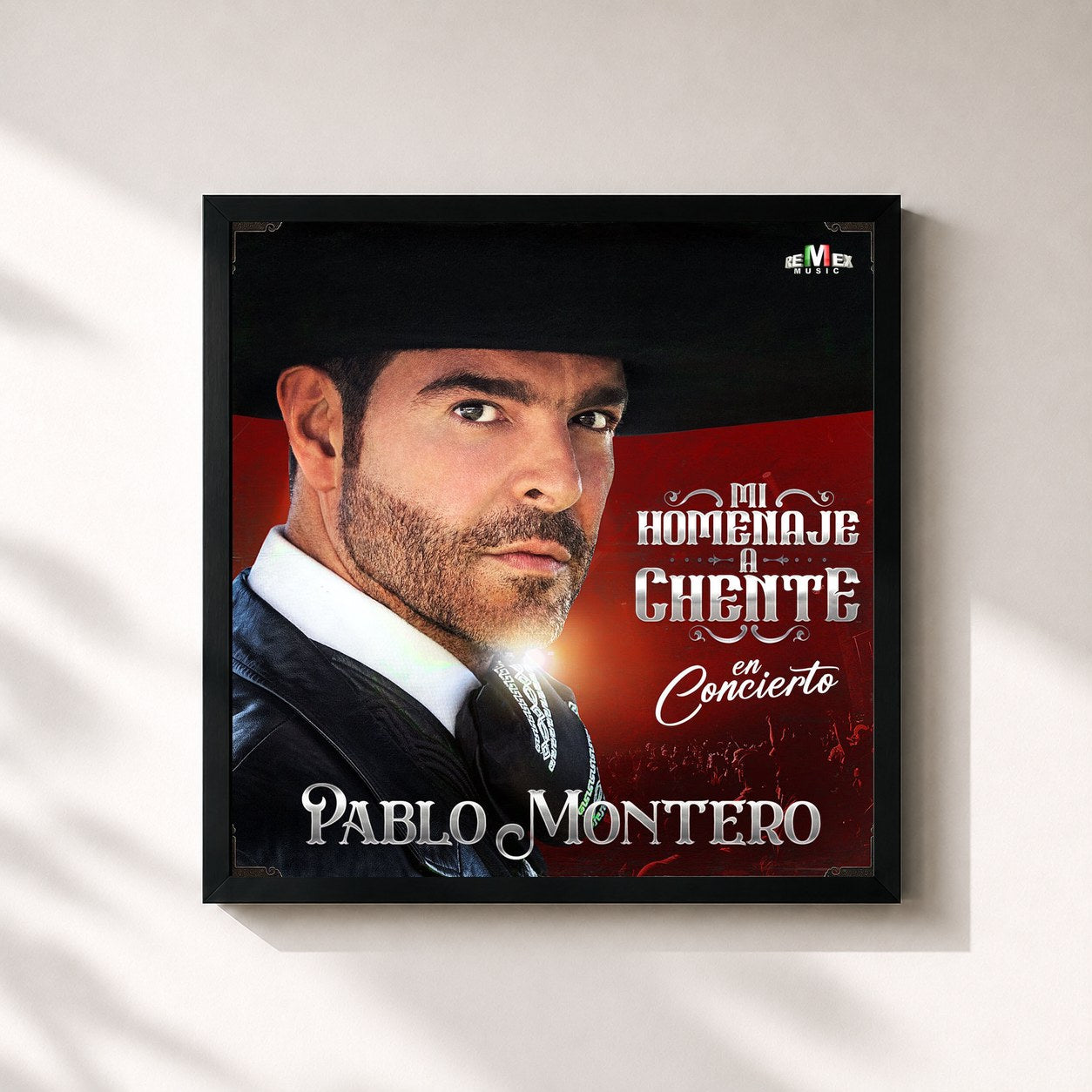 #noir Tableau carré de l'album Mi Homenaje A Chente (En Concierto) de Pablo Montero, cadre noir 32x32 cm
