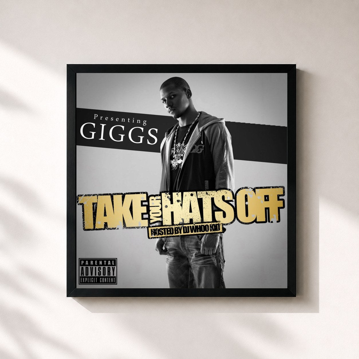 #noir Tableau carré de l'album Take Your Hats Off de Giggs, cadre noir 32x32 cm