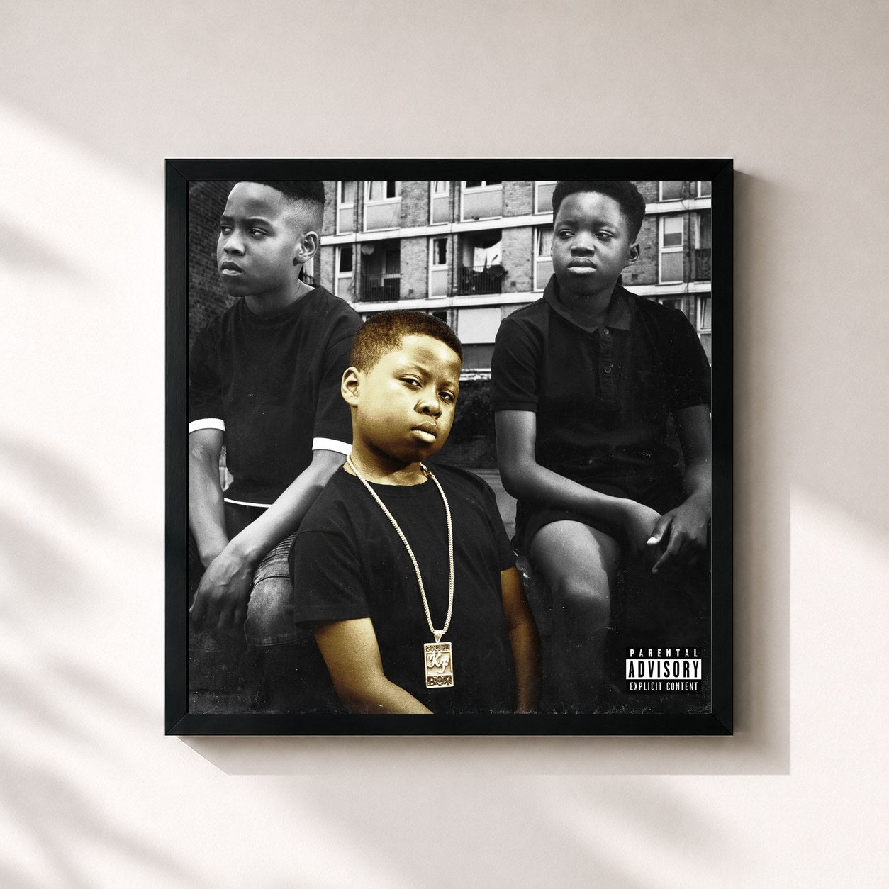 #noir Tableau carré de l'album Golden Boy de Kojo Funds, cadre noir 32x32 cm