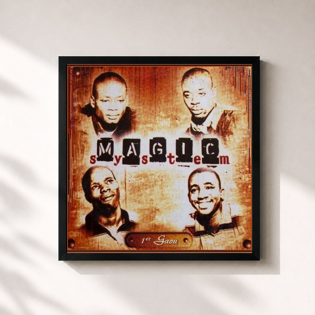 #noir Tableau carré de l'album 1er Gaou de Magic System, cadre noir 32x32 cm