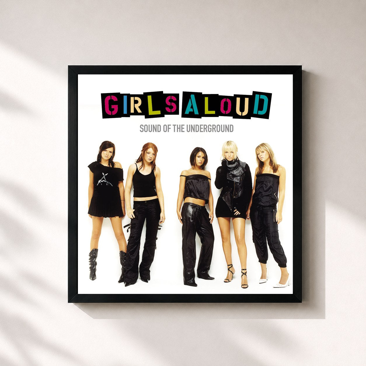 #noir Tableau carré de l'album Sound Of The Underground de Girls Aloud, cadre noir 32x32 cm