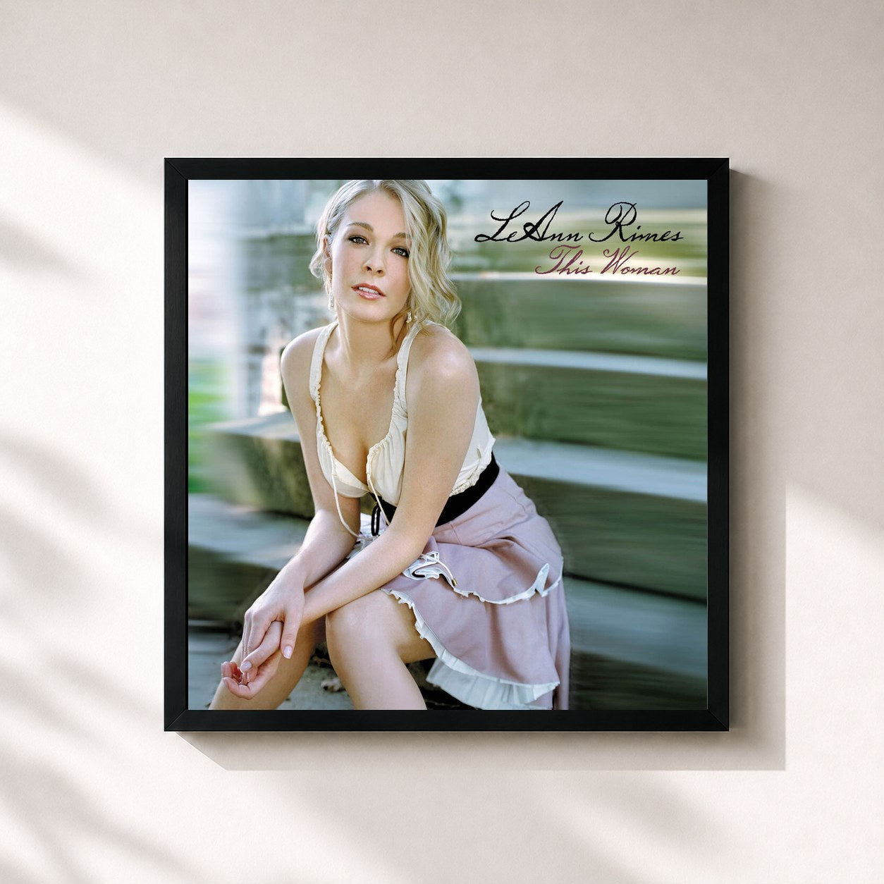 #noir Tableau carré de l'album This Woman de LeAnn Rimes, cadre noir 32x32 cm