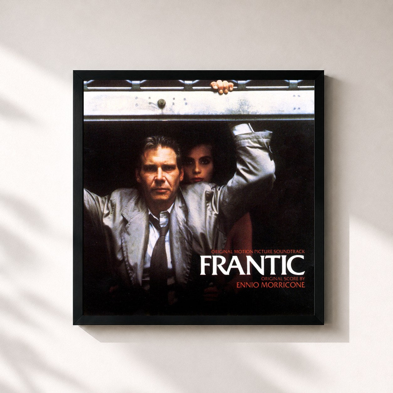 #noir Tableau carré de l'album Frantic (Original Motion Picture Soundtrack) de Ennio Morricone, cadre noir 32x32 cm