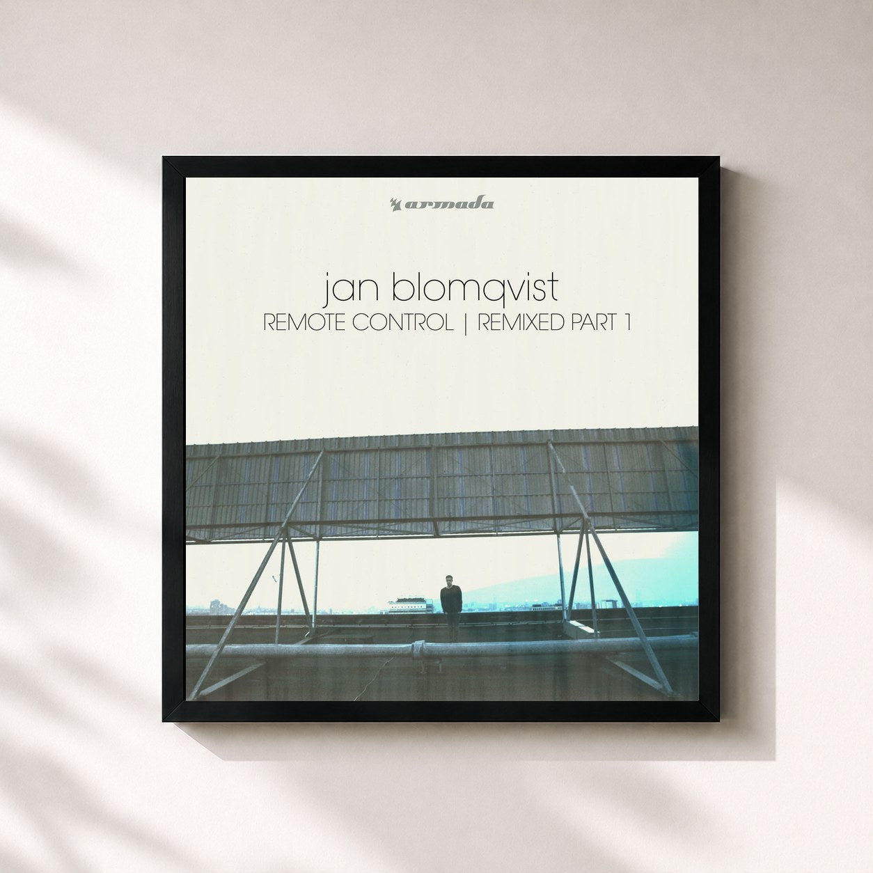 #noir Tableau carré de l'album Remote Control (Remixed Part 1) de Jan Blomqvist, cadre noir 32x32 cm