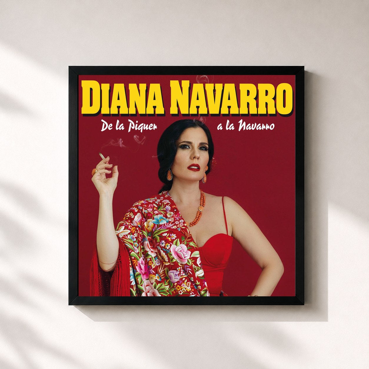 #noir Tableau carré de l'album De la Piquer a la Navarro de Diana Navarro, cadre noir 32x32 cm