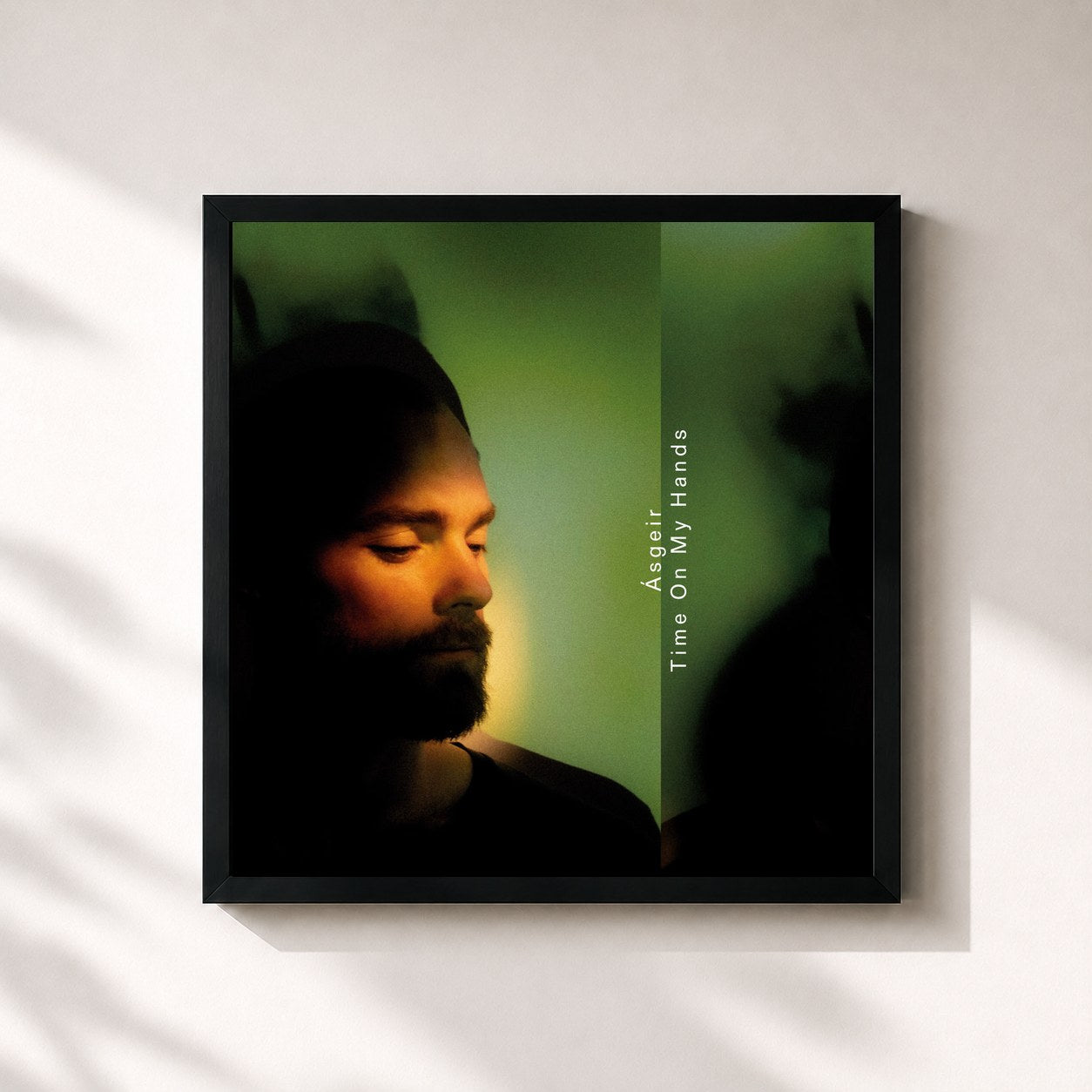 #noir Tableau carré de l'album Time On My Hands de Asgeir, cadre noir 32x32 cm