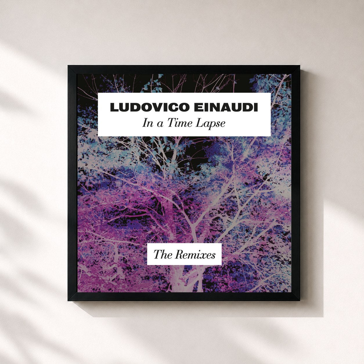 #noir Tableau carré de l'album In A Time Lapse - The Remixes de Ludovico Einaudi, cadre noir 32x32 cm