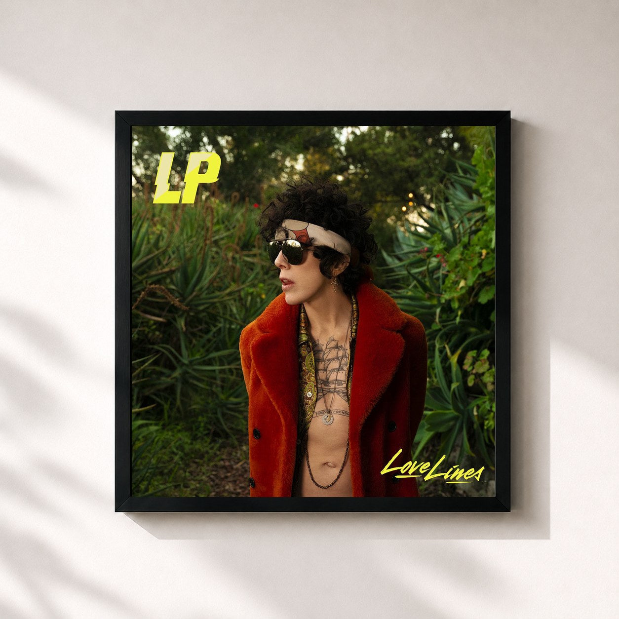 #noir Tableau carré de l'album Love Lines de LP, cadre noir 32x32 cm