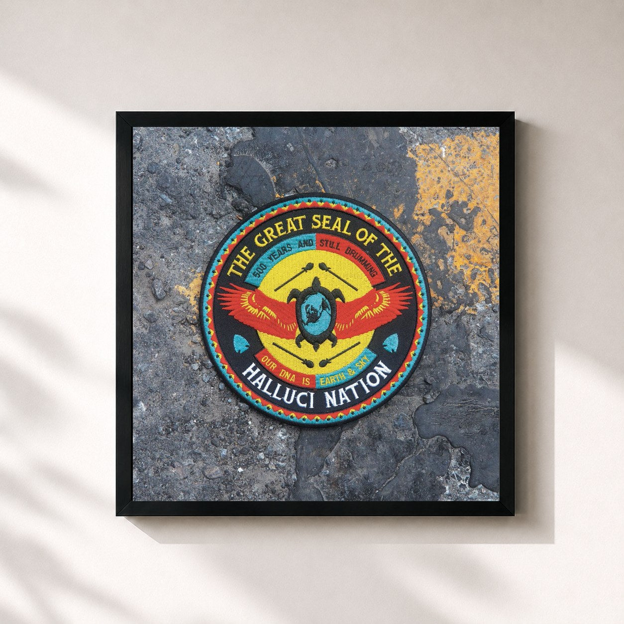 #noir Tableau carré de l'album We Are the Halluci Nation de The Halluci Nation, cadre noir 32x32 cm