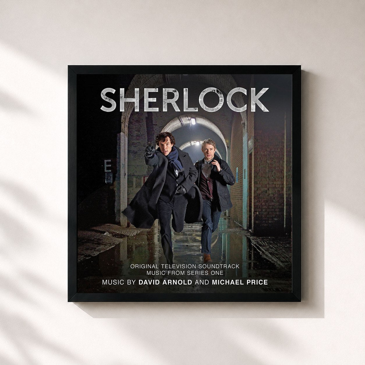 #noir Tableau carré de l'album Sherlock (Soundtrack from the TV series) de David Arnold, cadre noir 32x32 cm