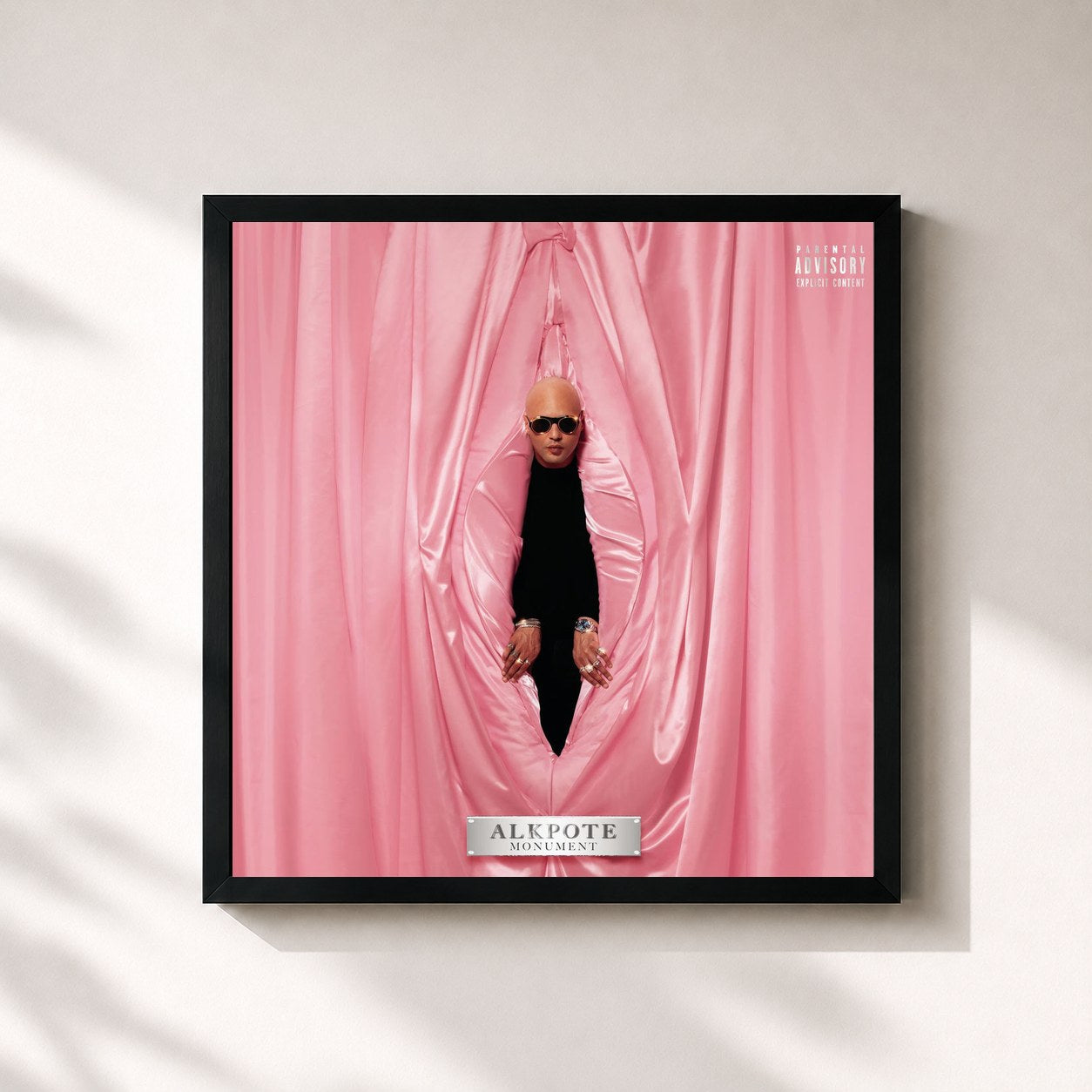 #noir Tableau carré de l'album Monument de Alkpote, cadre noir 32x32 cm
