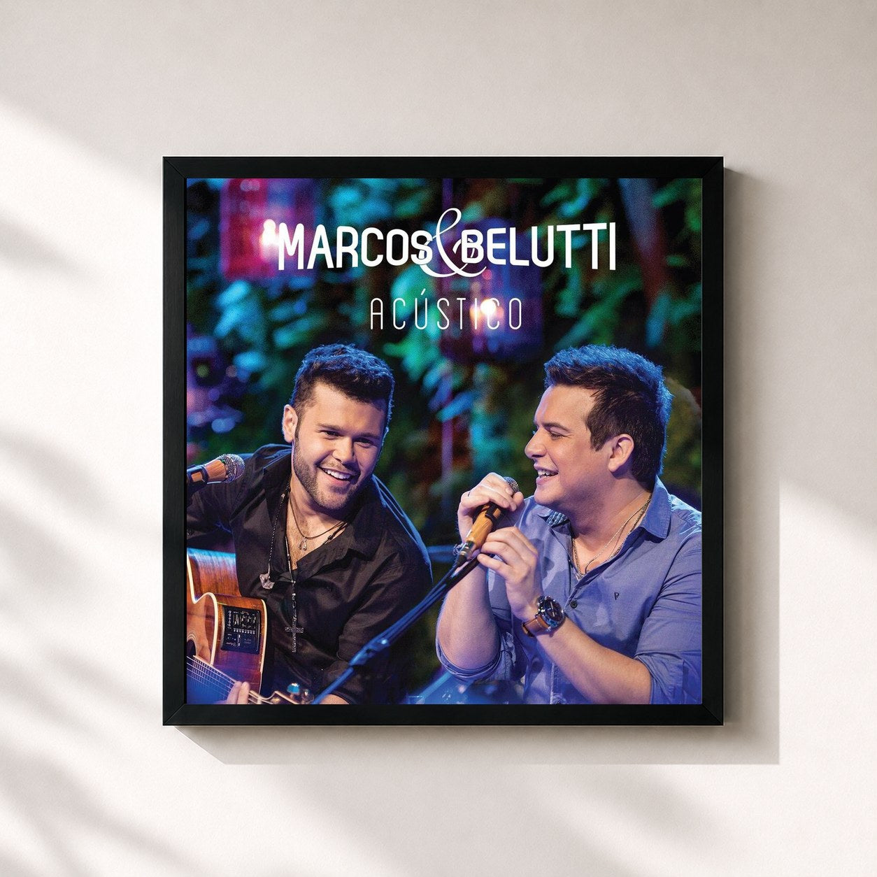 #noir Tableau carré de l'album Acústico de Marcos & Belutti, cadre noir 32x32 cm