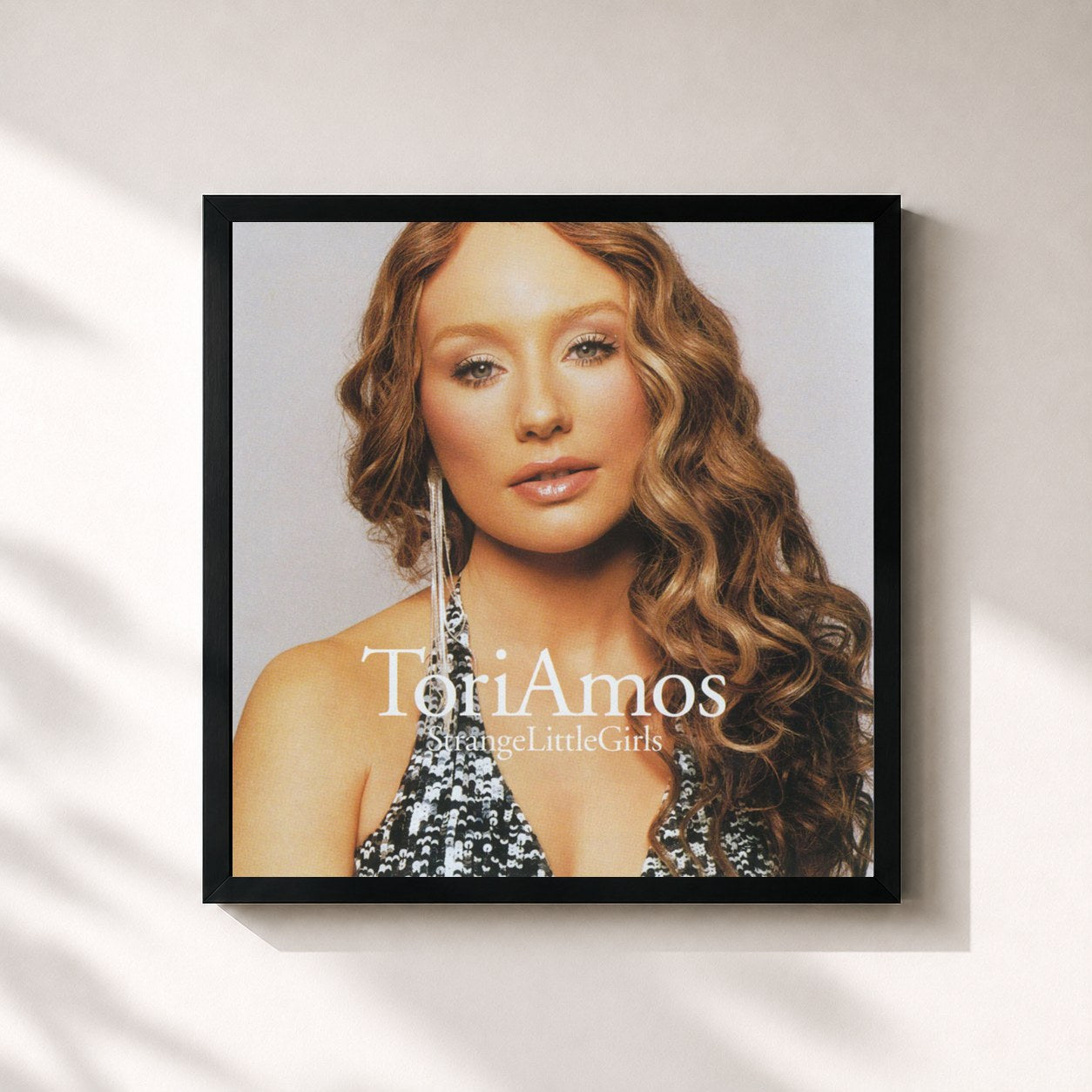 #noir Tableau carré de l'album Strange Little Girls de Tori Amos, cadre noir 32x32 cm