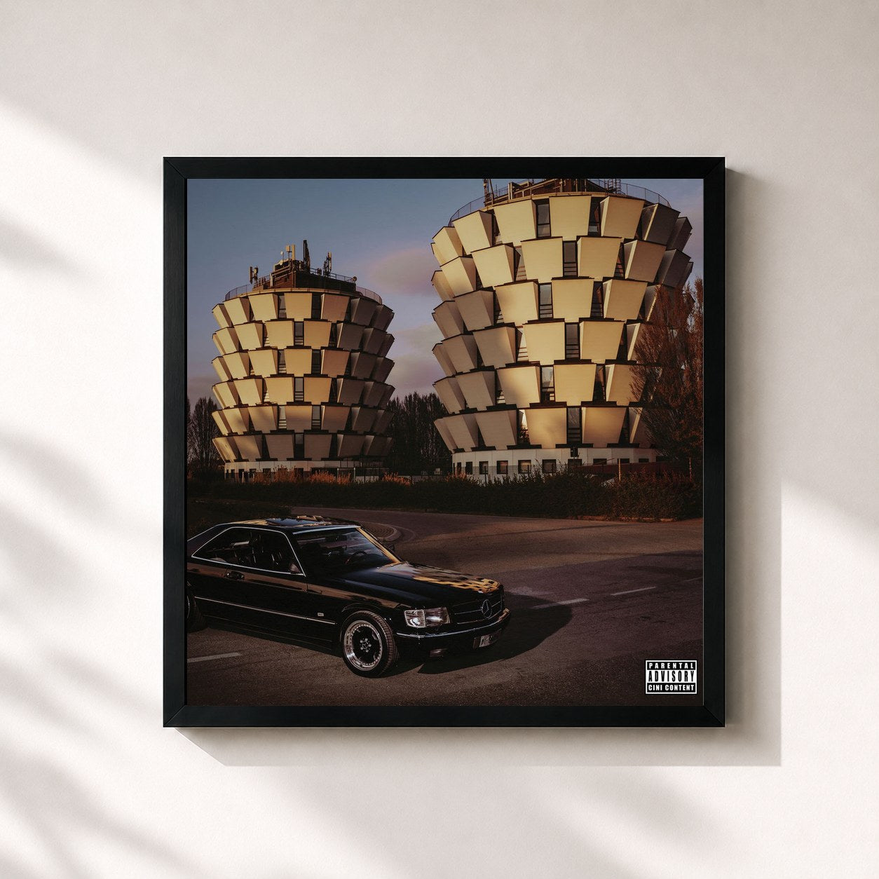 #noir Tableau carré de l'album Chic Nisello 2 de Vegas Jones, cadre noir 32x32 cm