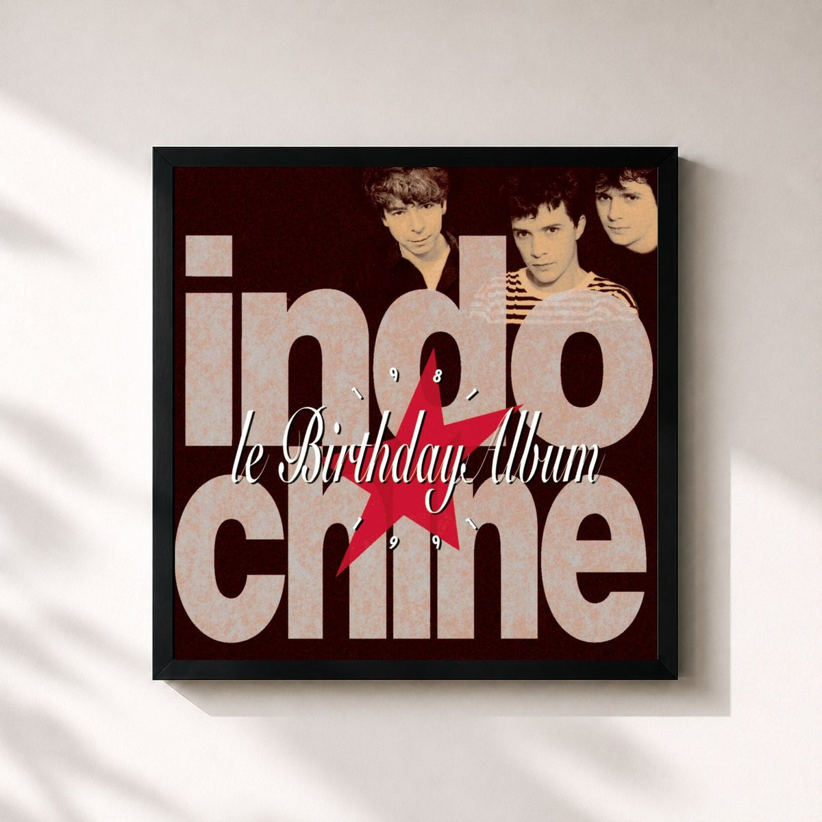 #noir Tableau carré de l'album Le Birthday album de Indochine, cadre noir 32x32 cm