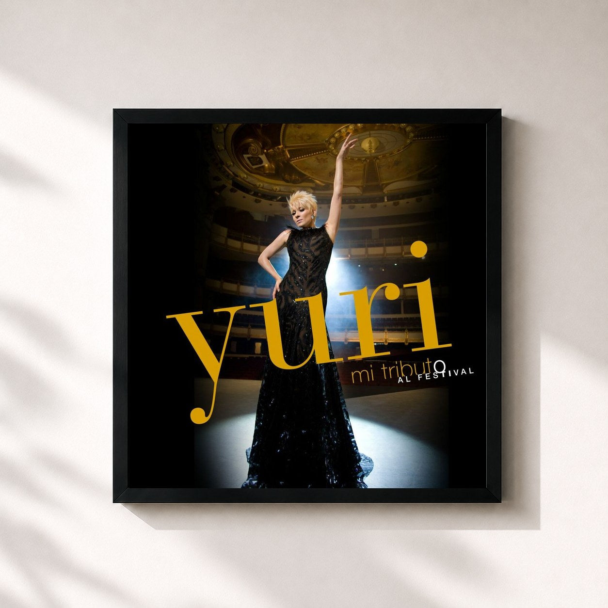 #noir Tableau carré de l'album Mi tributo al Festival de Yuri, cadre noir 32x32 cm