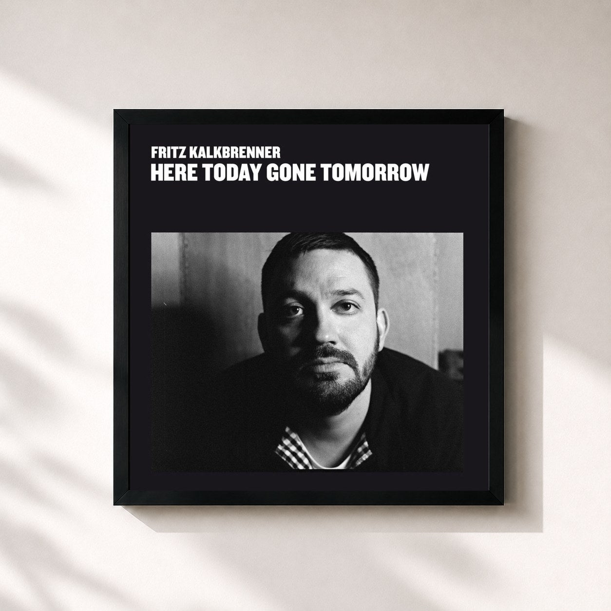 #noir Tableau carré de l'album Here Today Gone Tomorrow de Fritz Kalkbrenner, cadre noir 32x32 cm