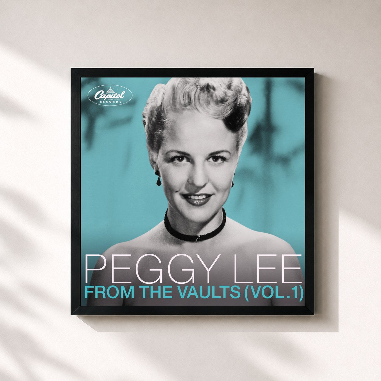 #noir Tableau carré de l'album From The Vaults (Vol. 1) de Peggy Lee, cadre noir 32x32 cm